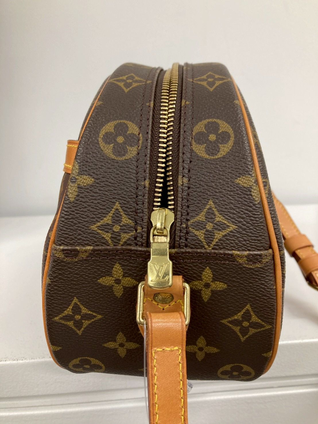 Louis Vuitton – Musette Tango / Reporter PM