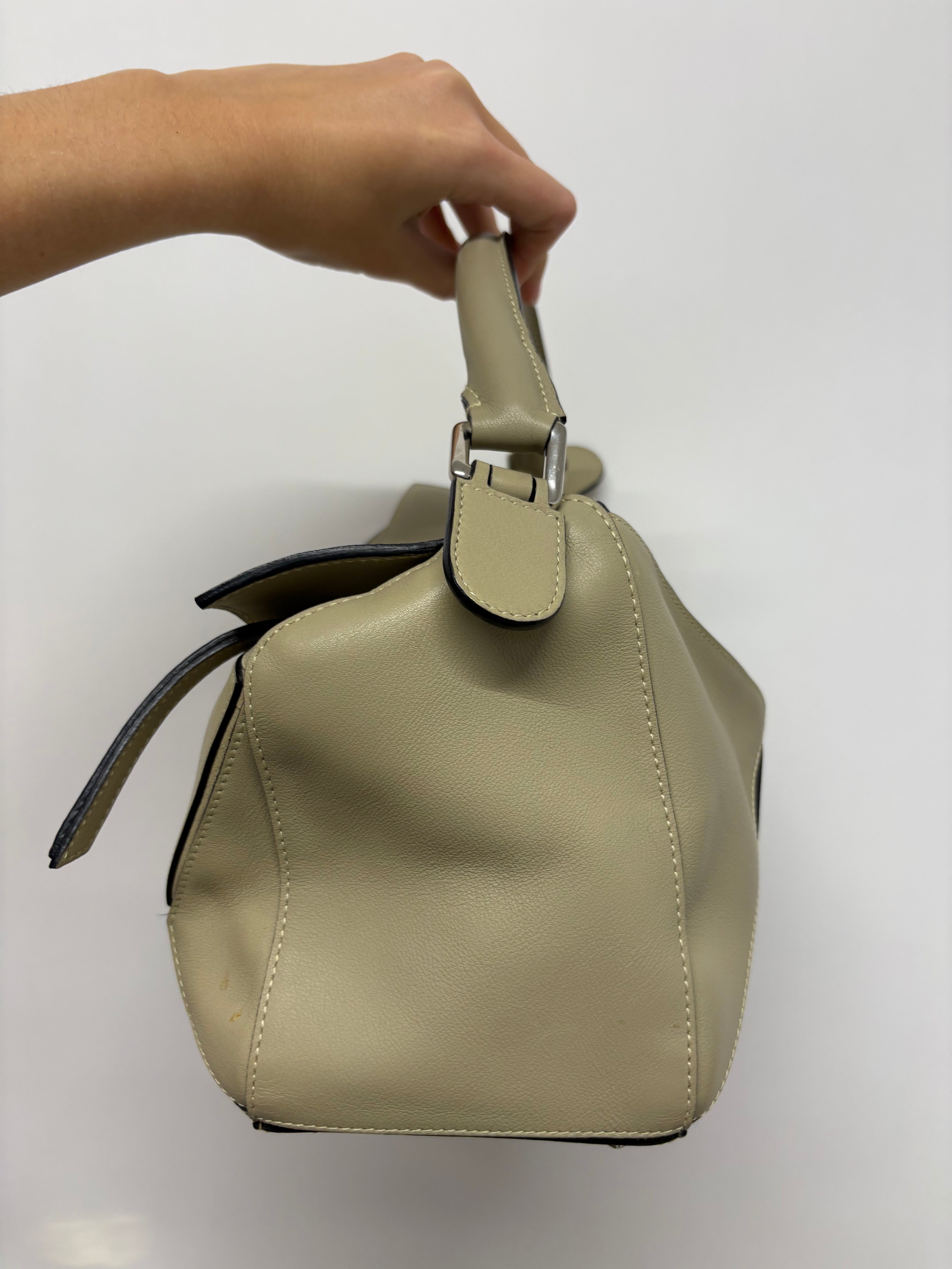 Loewe puzzle mediano Beige/ Taupe Claro