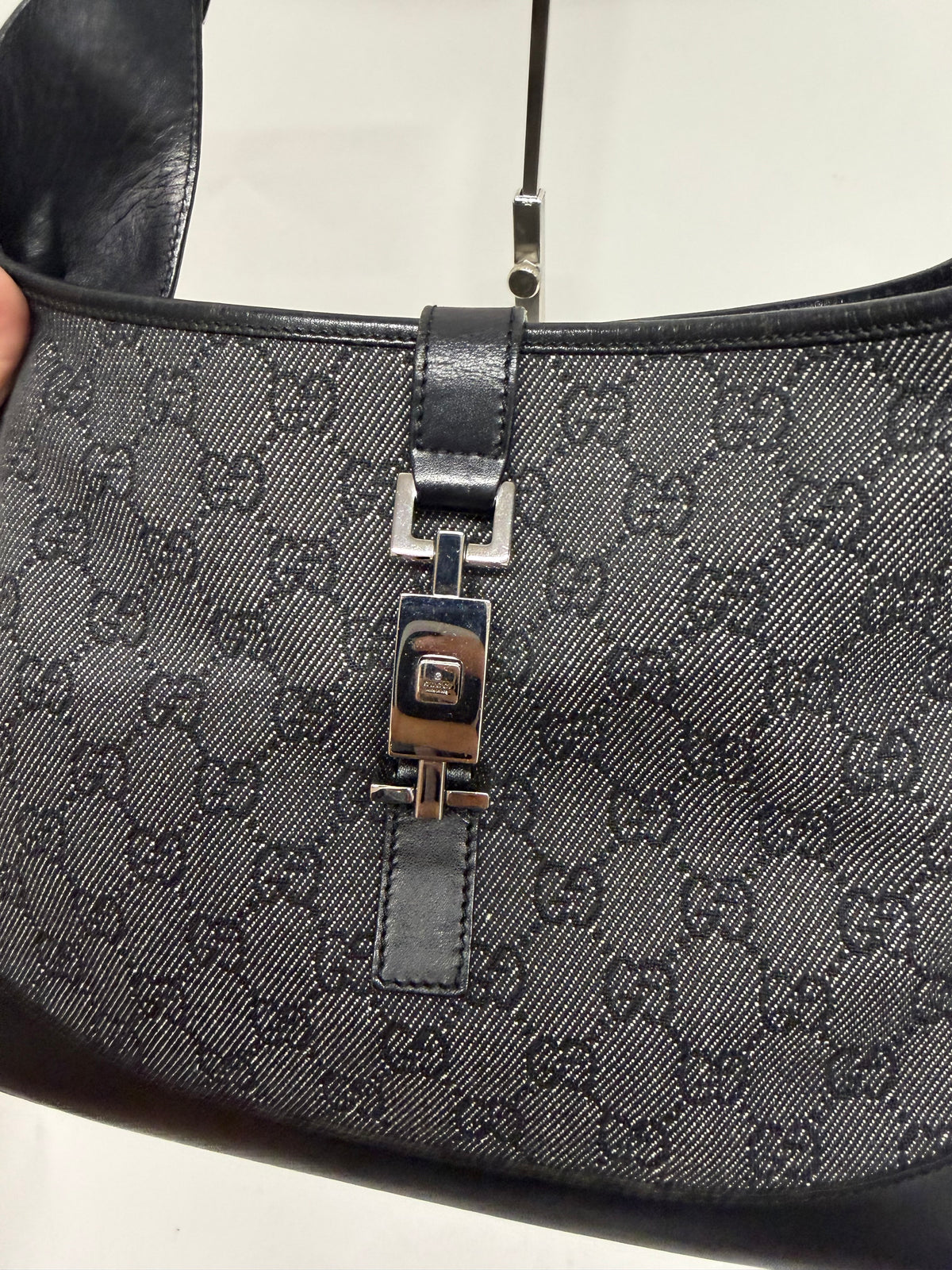Gucci Jackie Mediano GG Negro Herrajes Plateados
