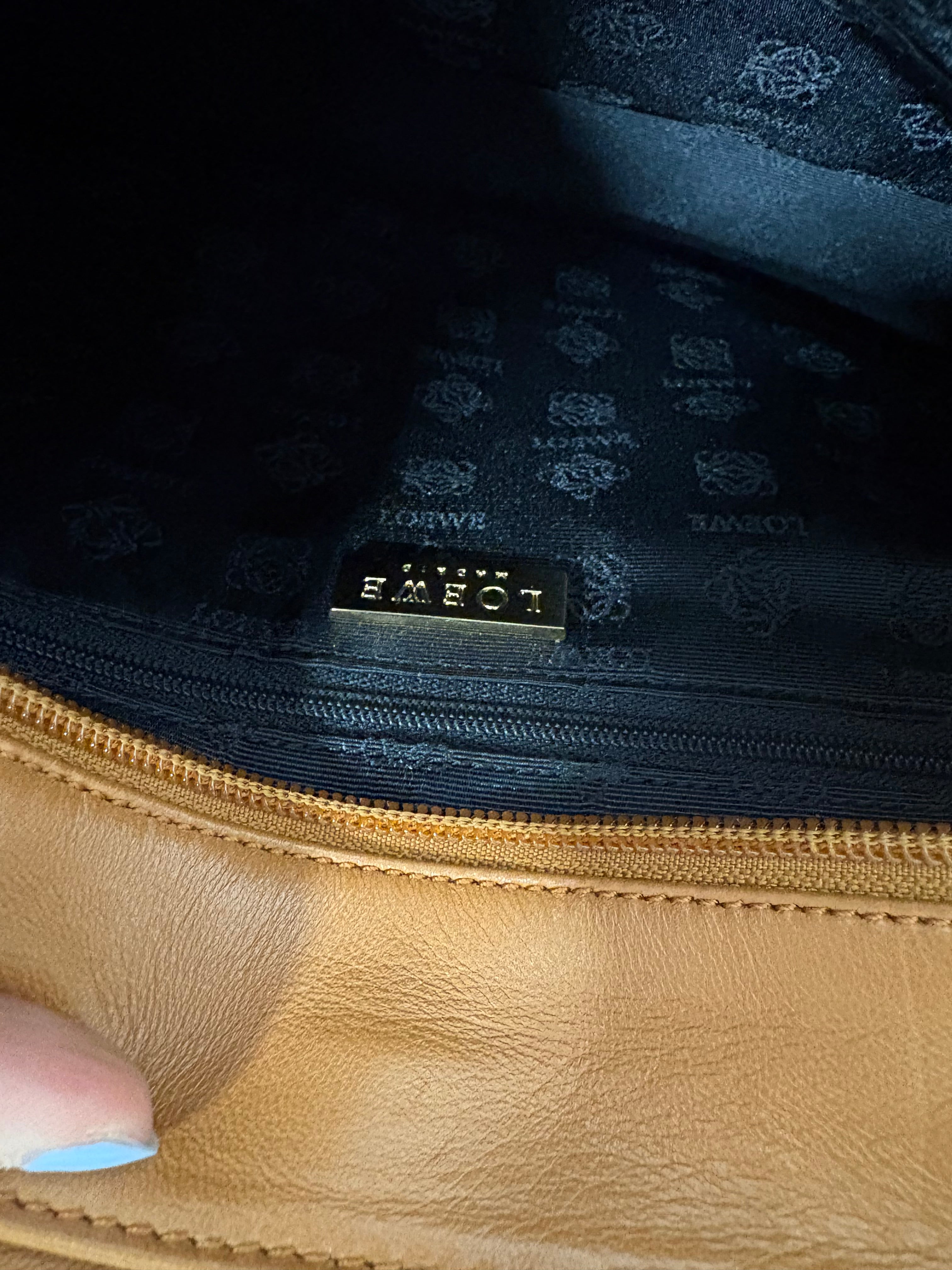 Loewe Vintage Piel Tafilete Camel 2-Way Original con bandolera