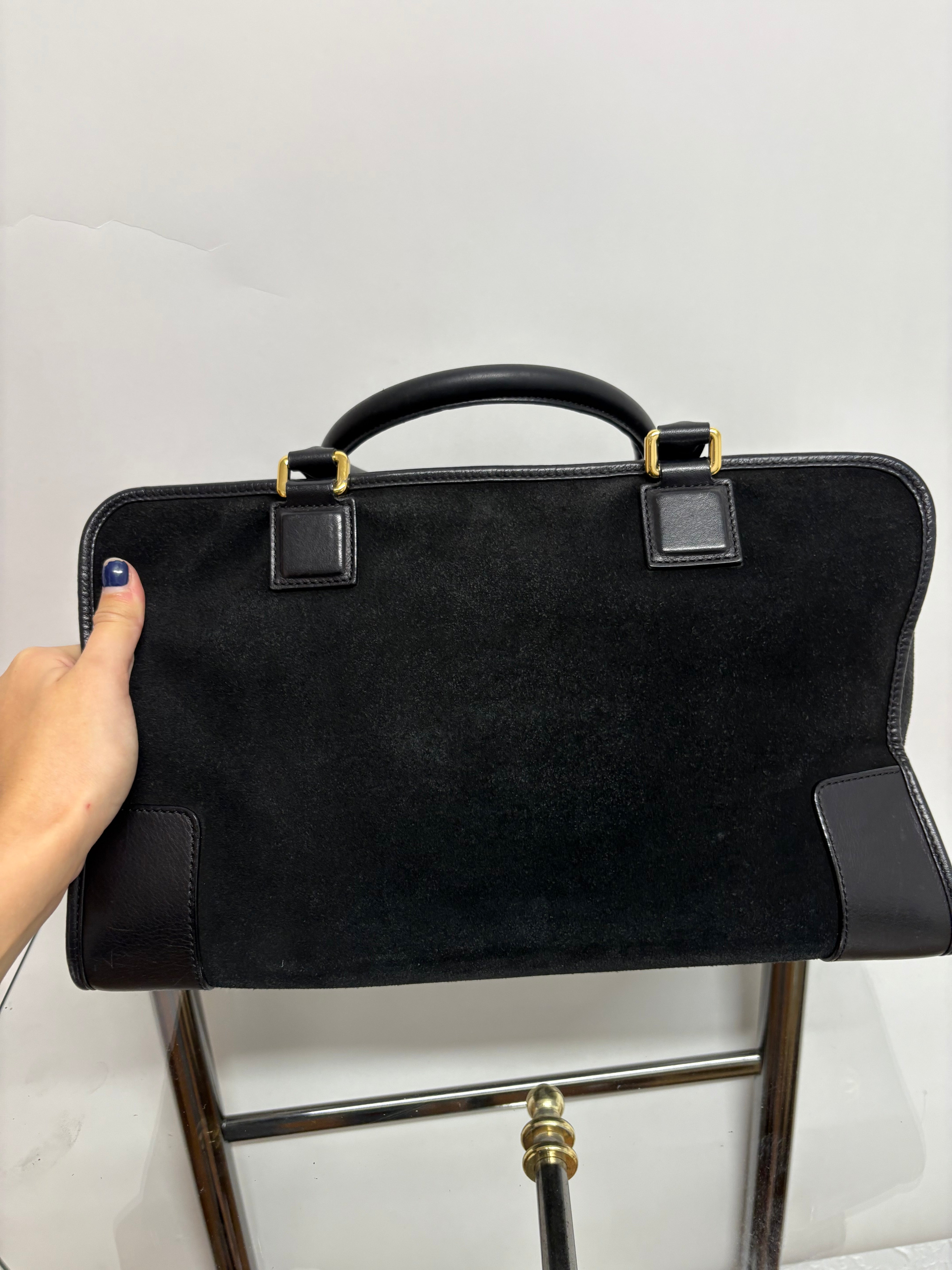 Loewe amazona 35 negro piel ante y piel lisa