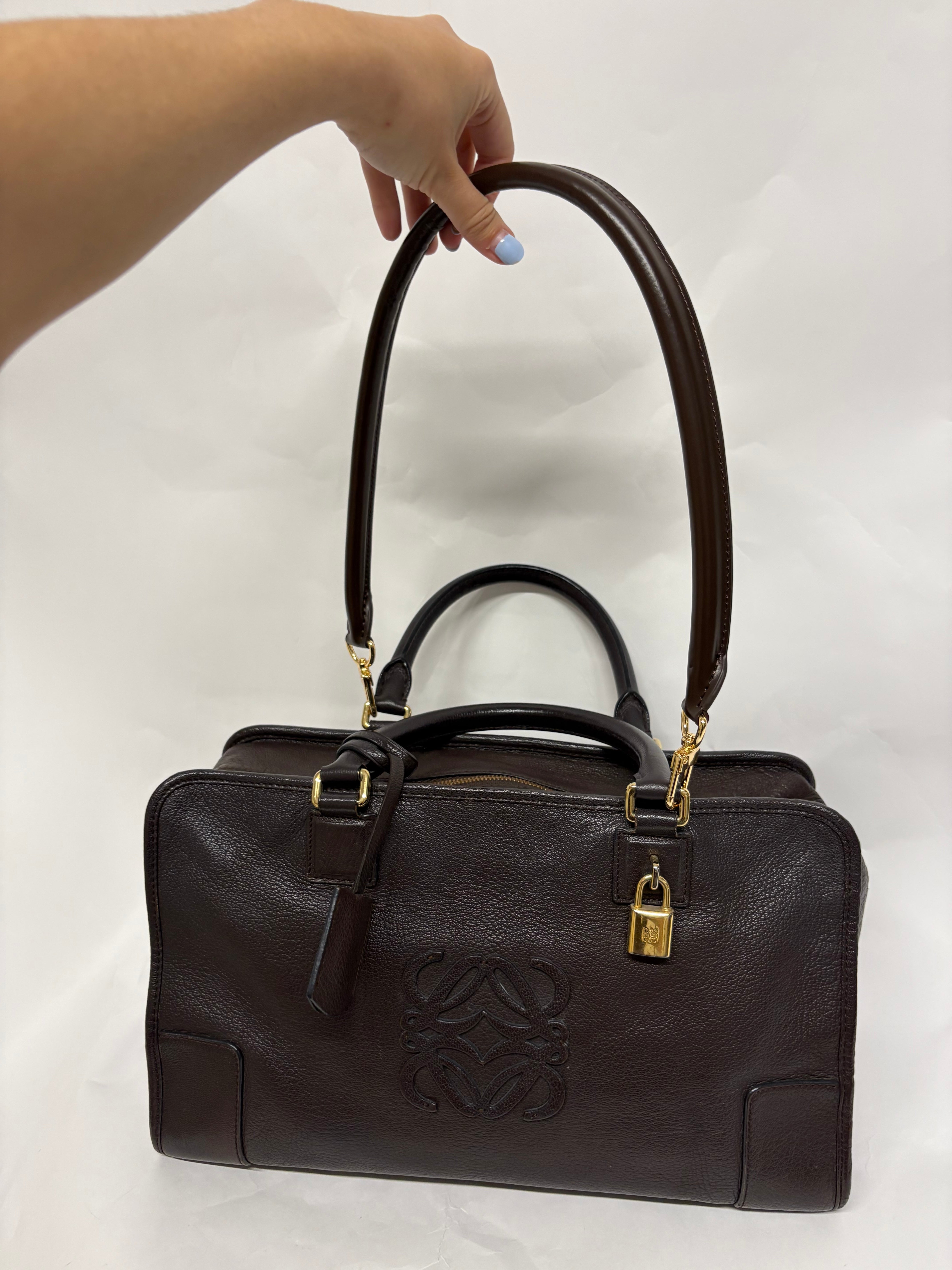 Loewe Amazona 35 Marrón chocolate con bandolera extra