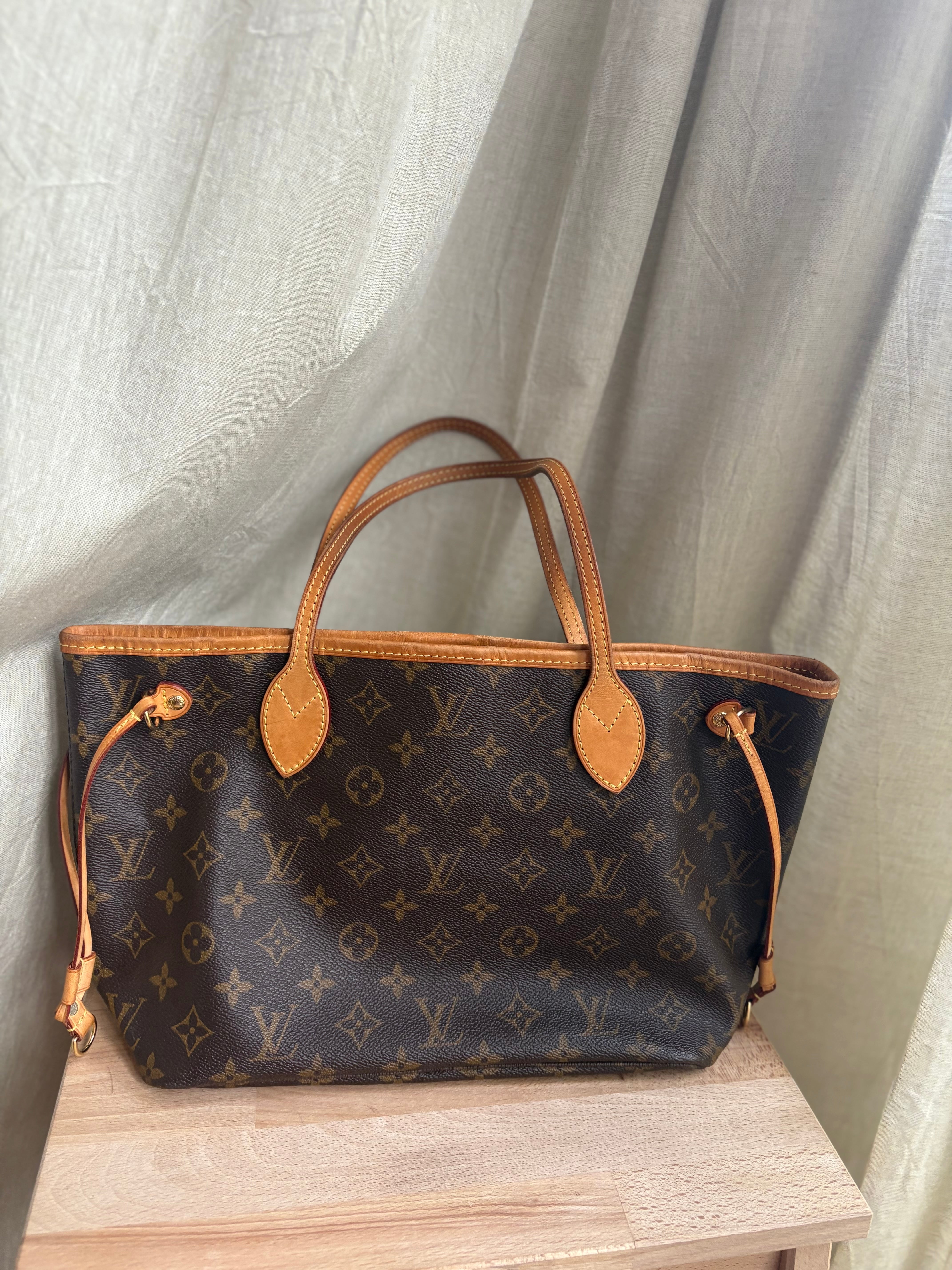 Louis Vuitton Neverfull PM Monogram