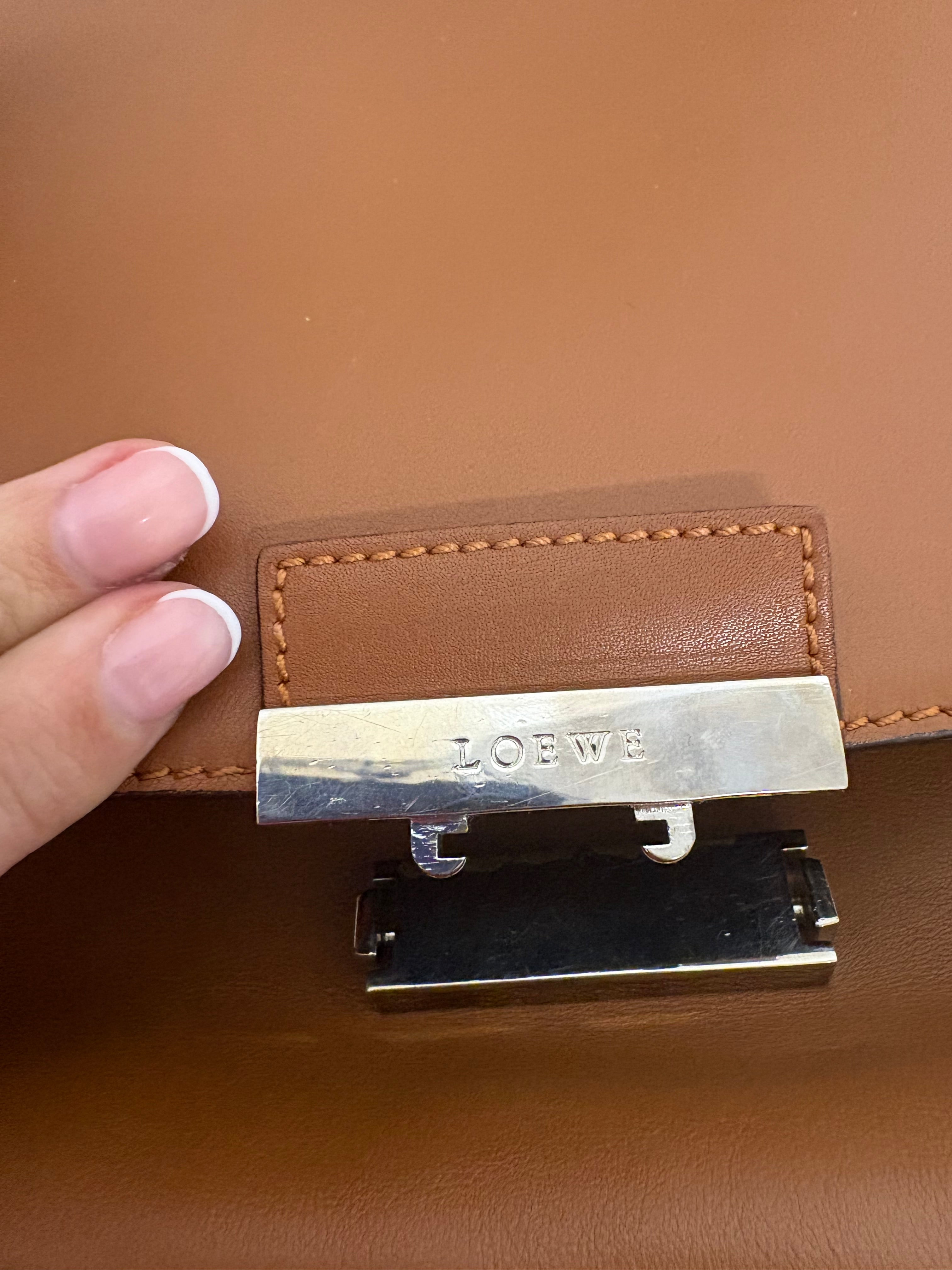 Loewe bandolera camel vintage