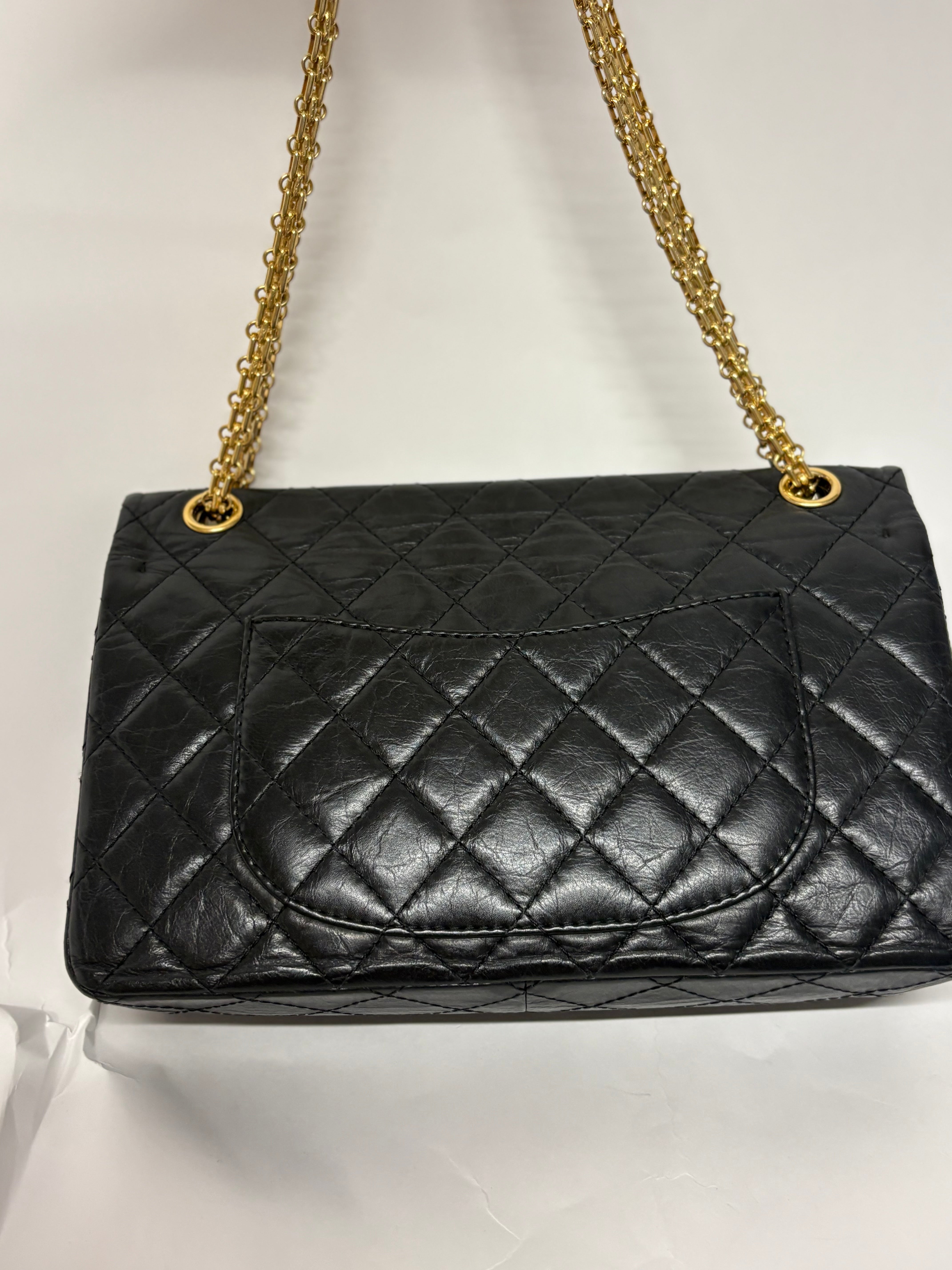 Chanel 2.55 Classic Timeless Mediano Negro Doble Solapa Piel de Ternera Envejecida