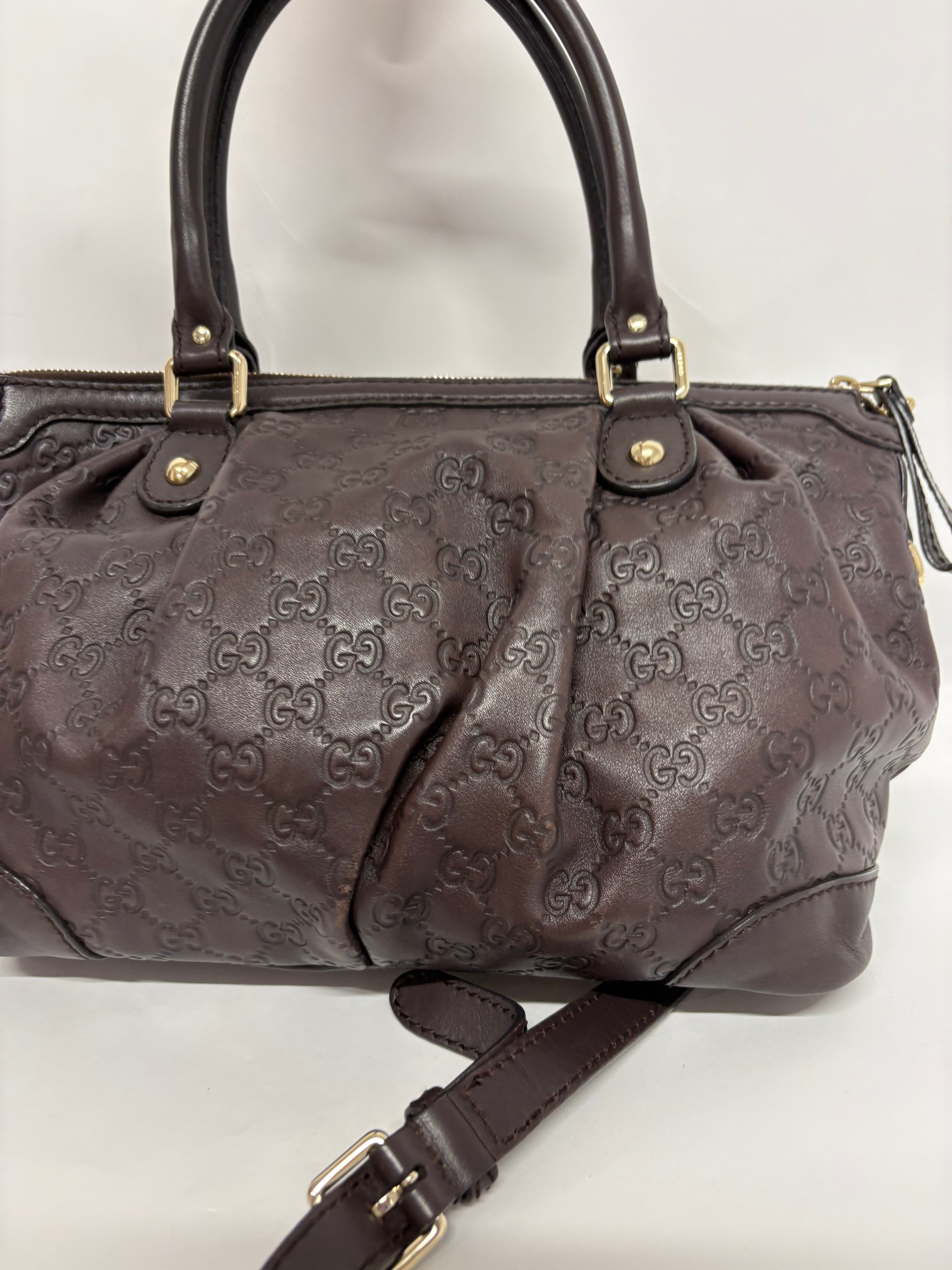 Gucci GG Guccissima suckey – Piel marrón chocolate Y bandolera
