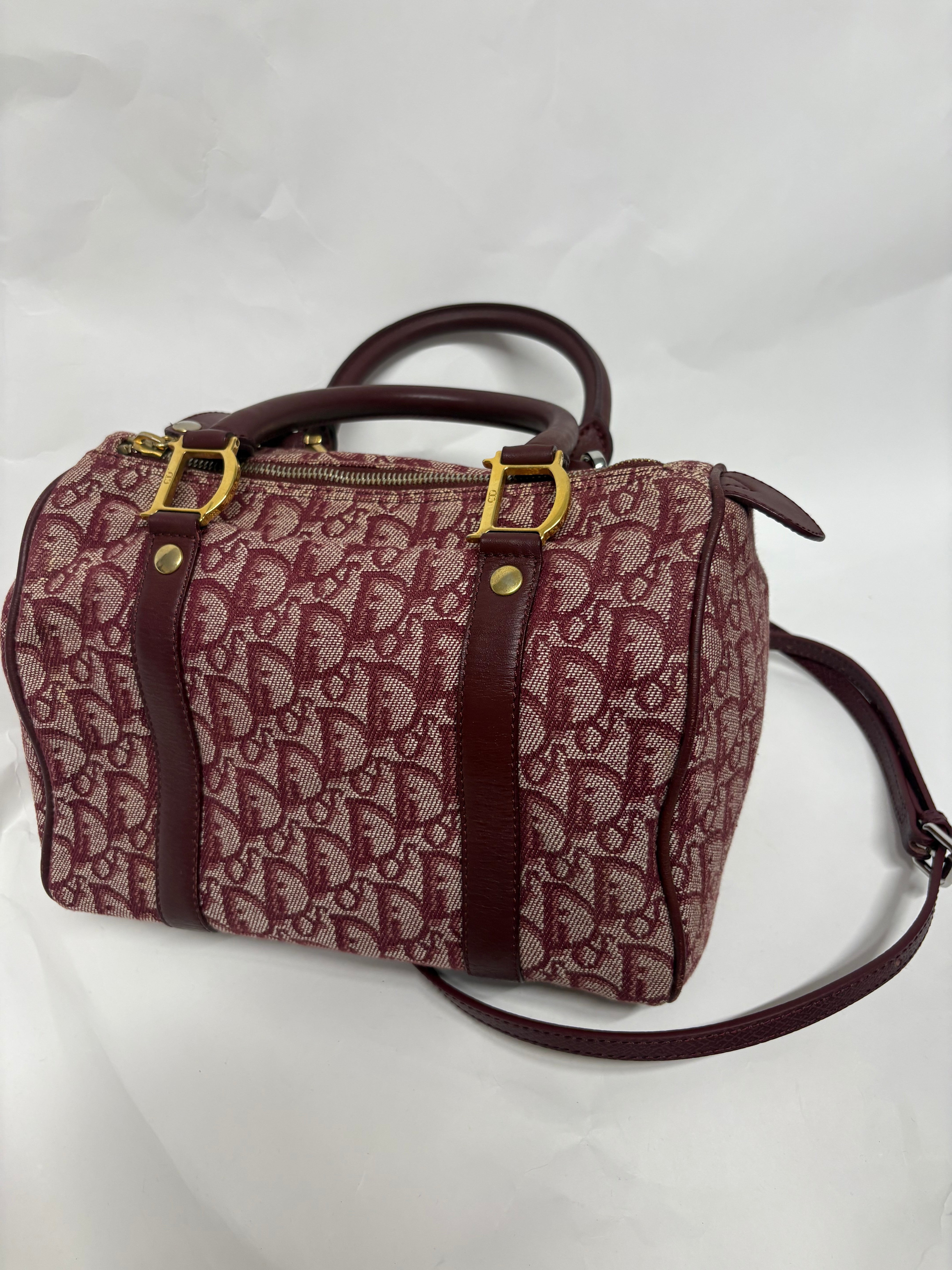 Christian Dior Boston Trotter Rojo Burdeos – Con Bandolera