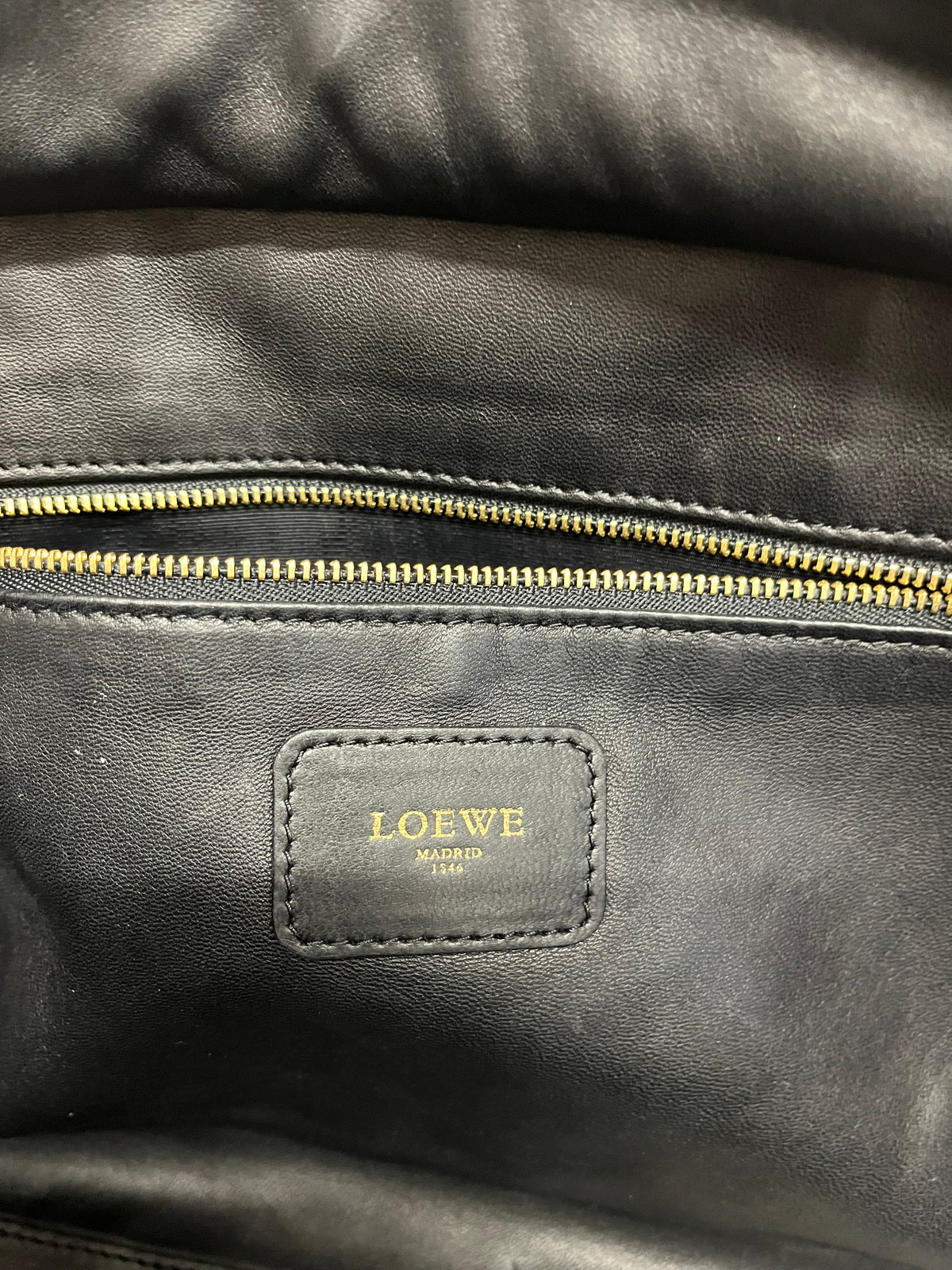Loewe Amazona Negra Herrajes Dorados