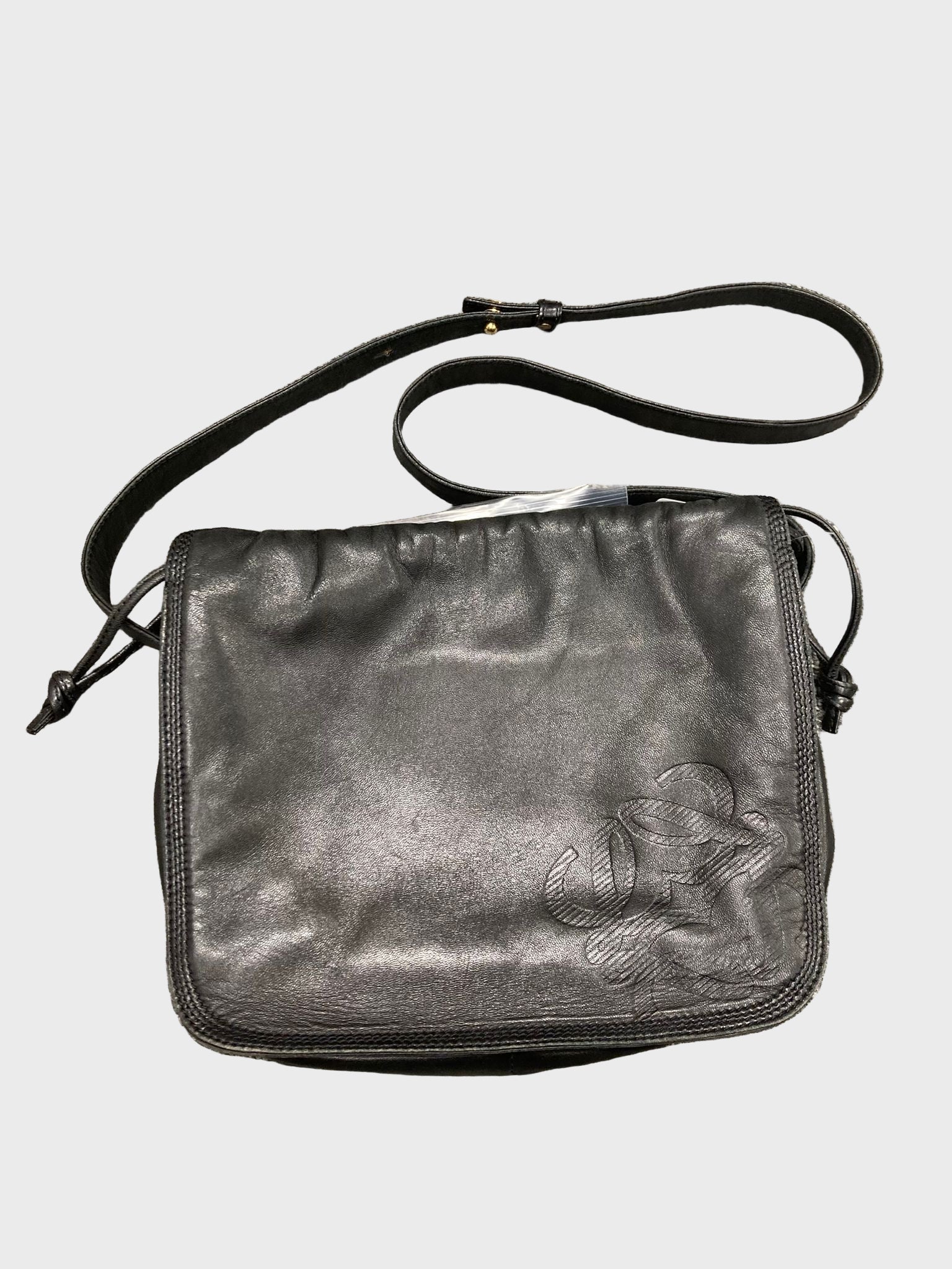 Loewe Flamenco Shoulder en piel negra pequeño