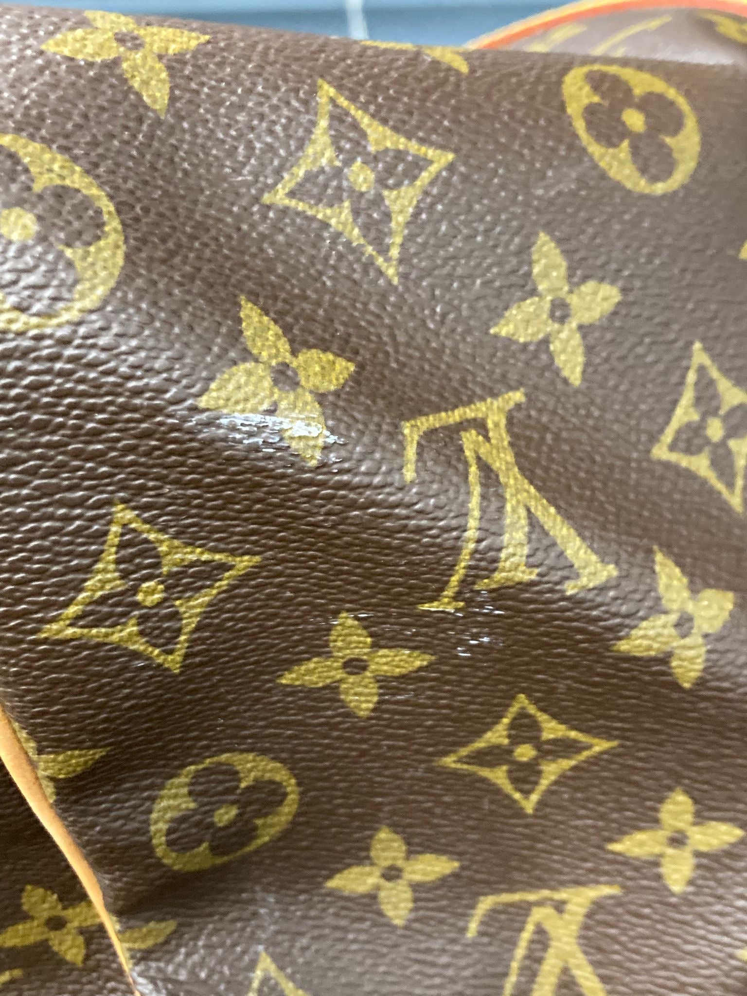 Louis Vuitton Keepall Bandoulière 50