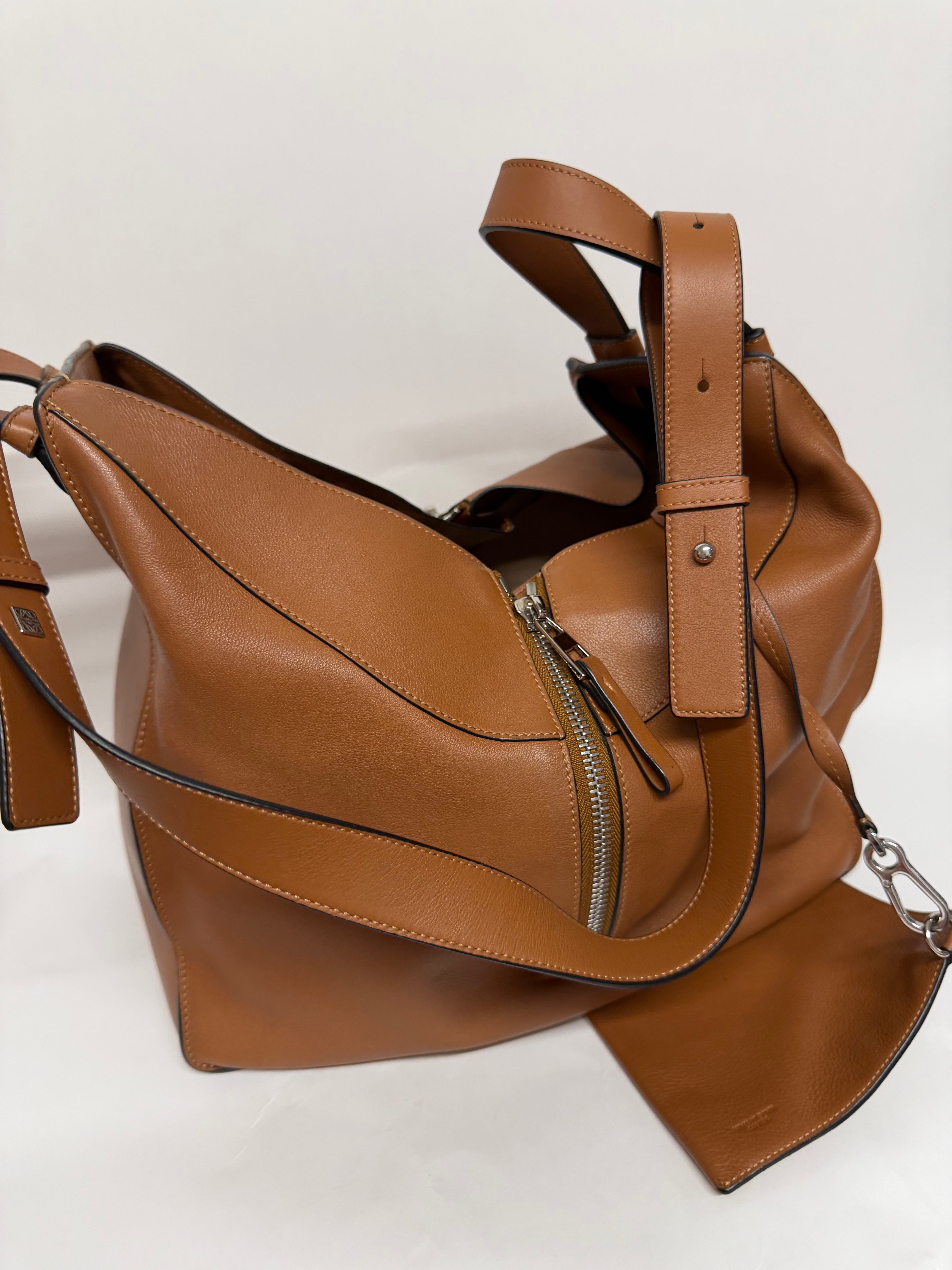 Loewe Hammock Bag Grande Camel con Pouch