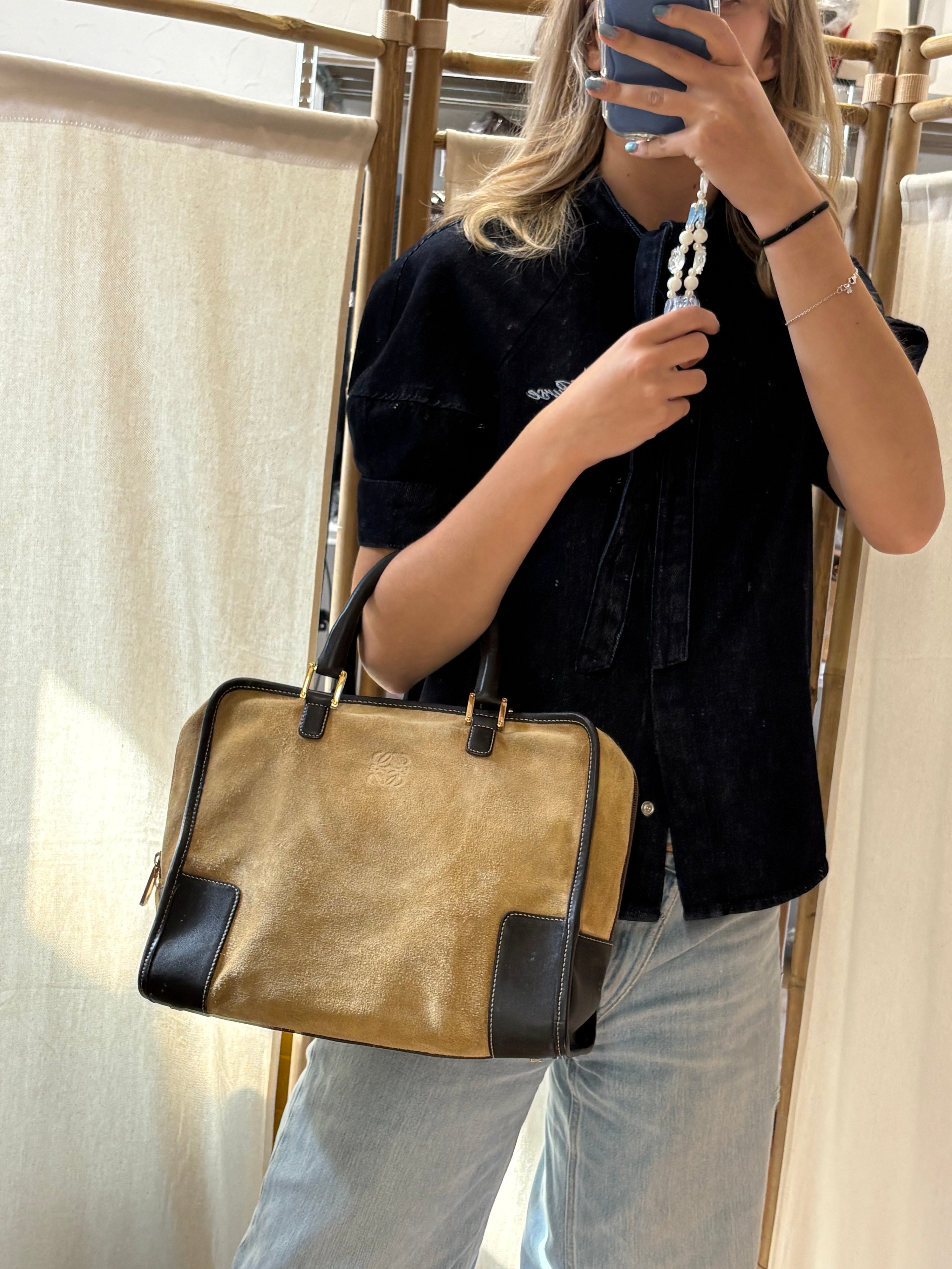 Loewe Amazona ante oro 32 marrón con bandolera extra