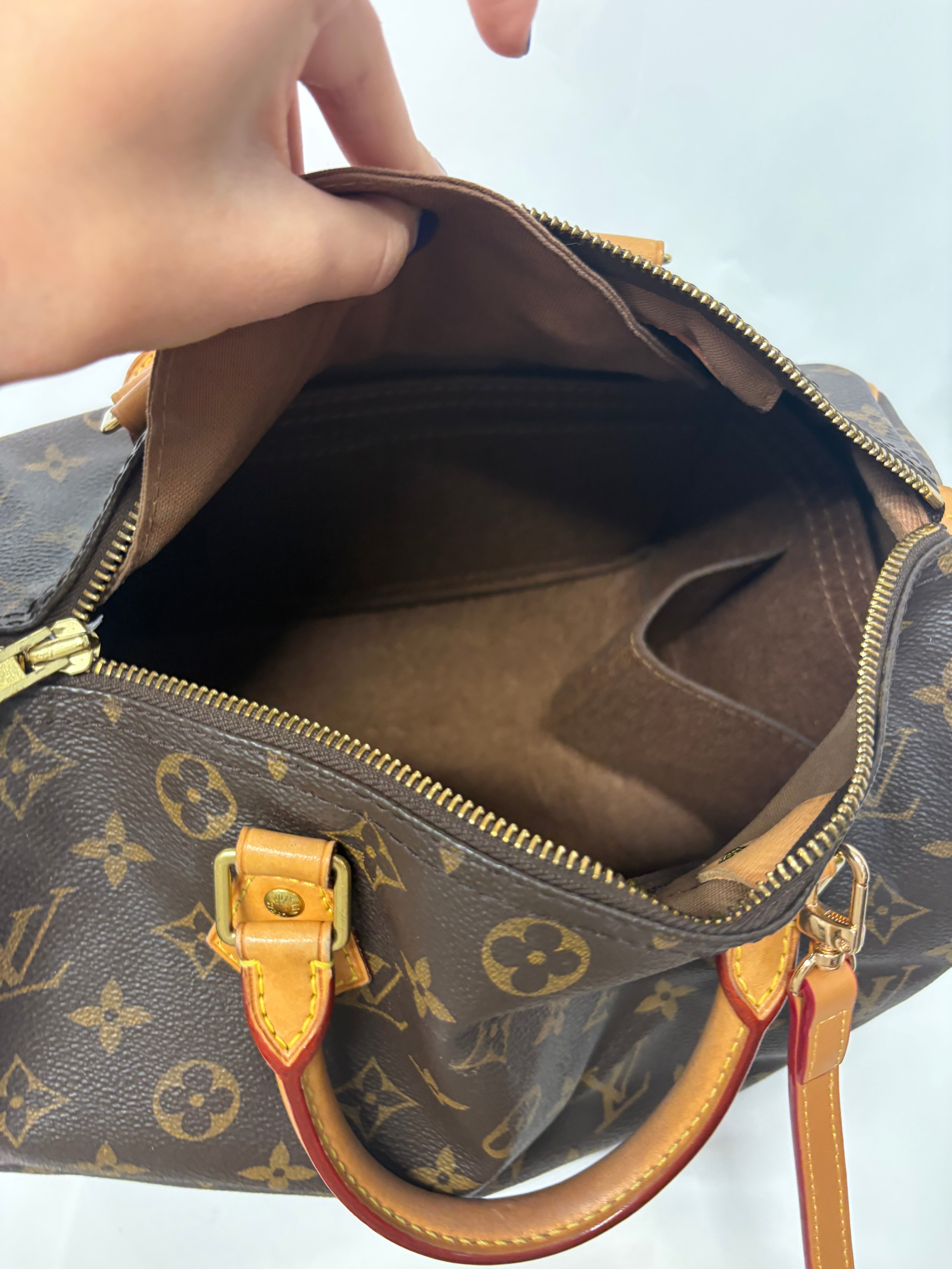 Louis Vuitton speedy 30 grabado CMP con bandolera extra
