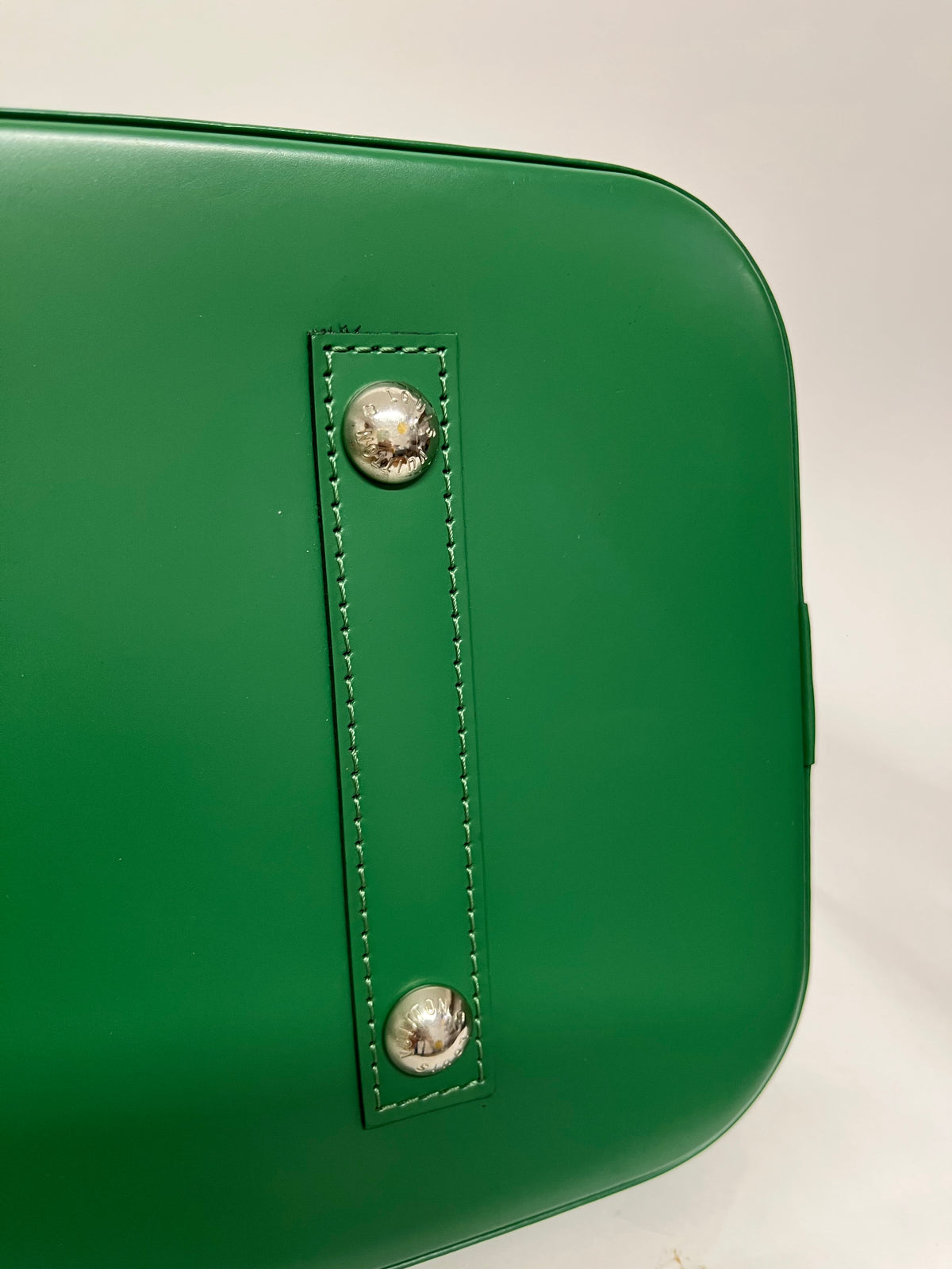 Louis Vuitton Alma GM Piel Epi Verde