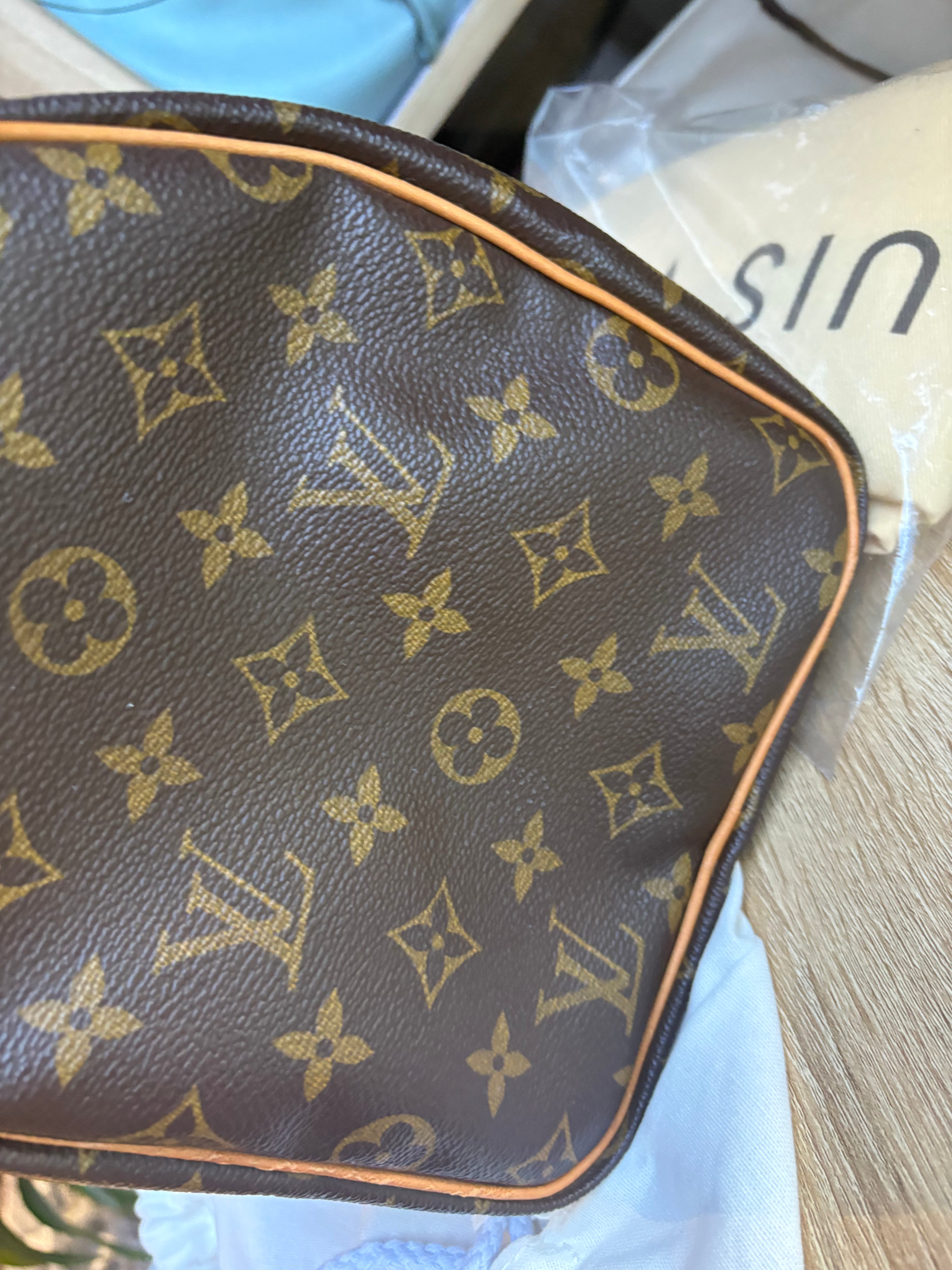Louis Vuitton speedy 30 canvas monogram