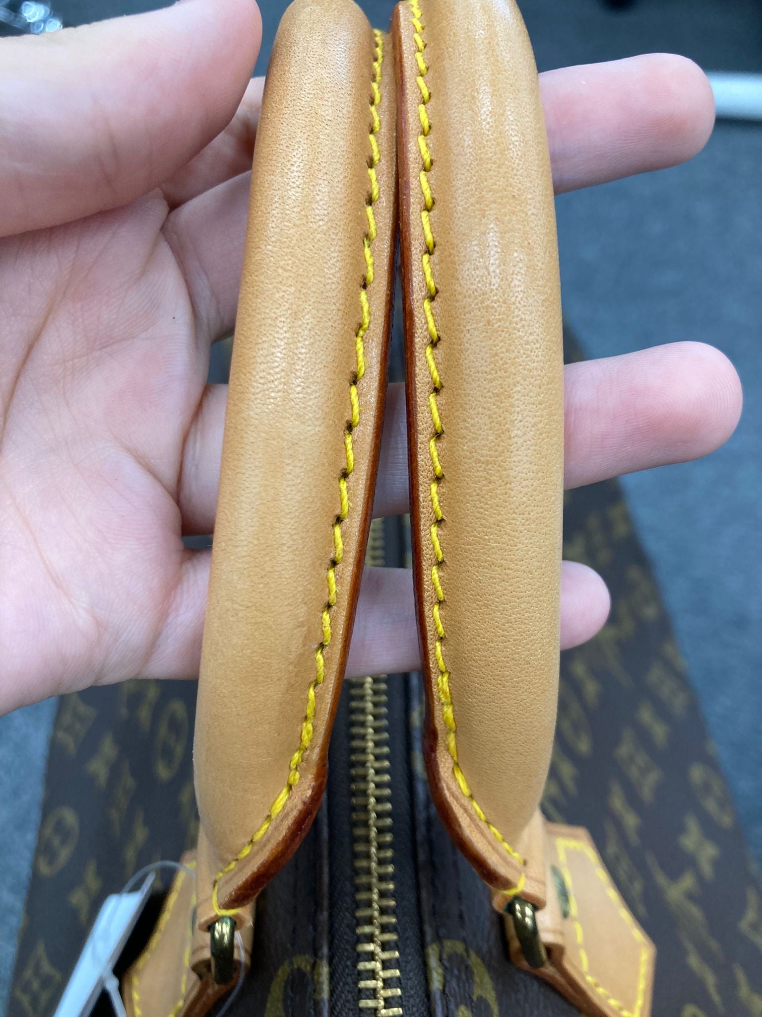 Louis Vuitton speedy 35 canvas monogram