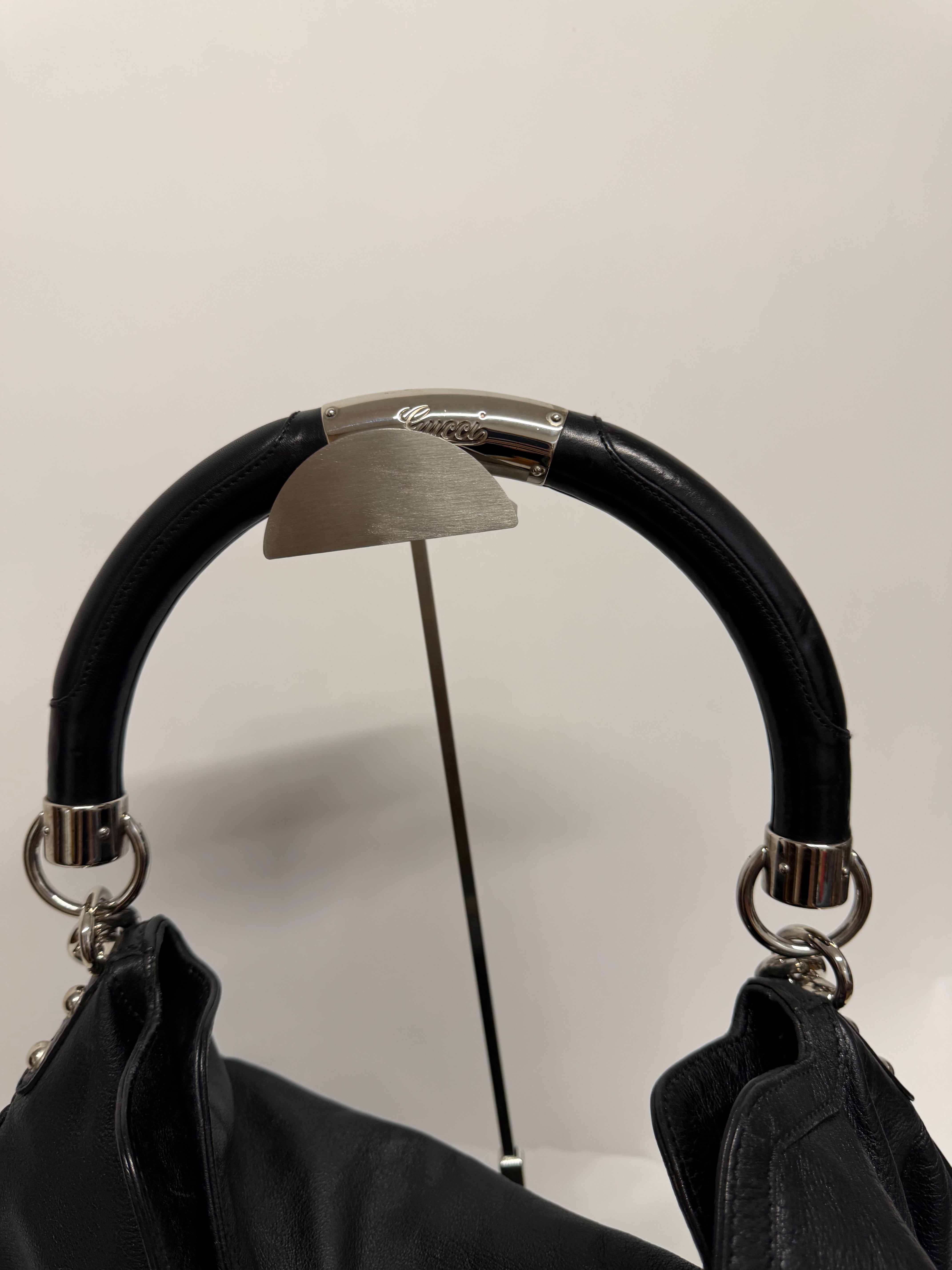 Gucci Indy Hobo Grande Piel Negra con Bambú