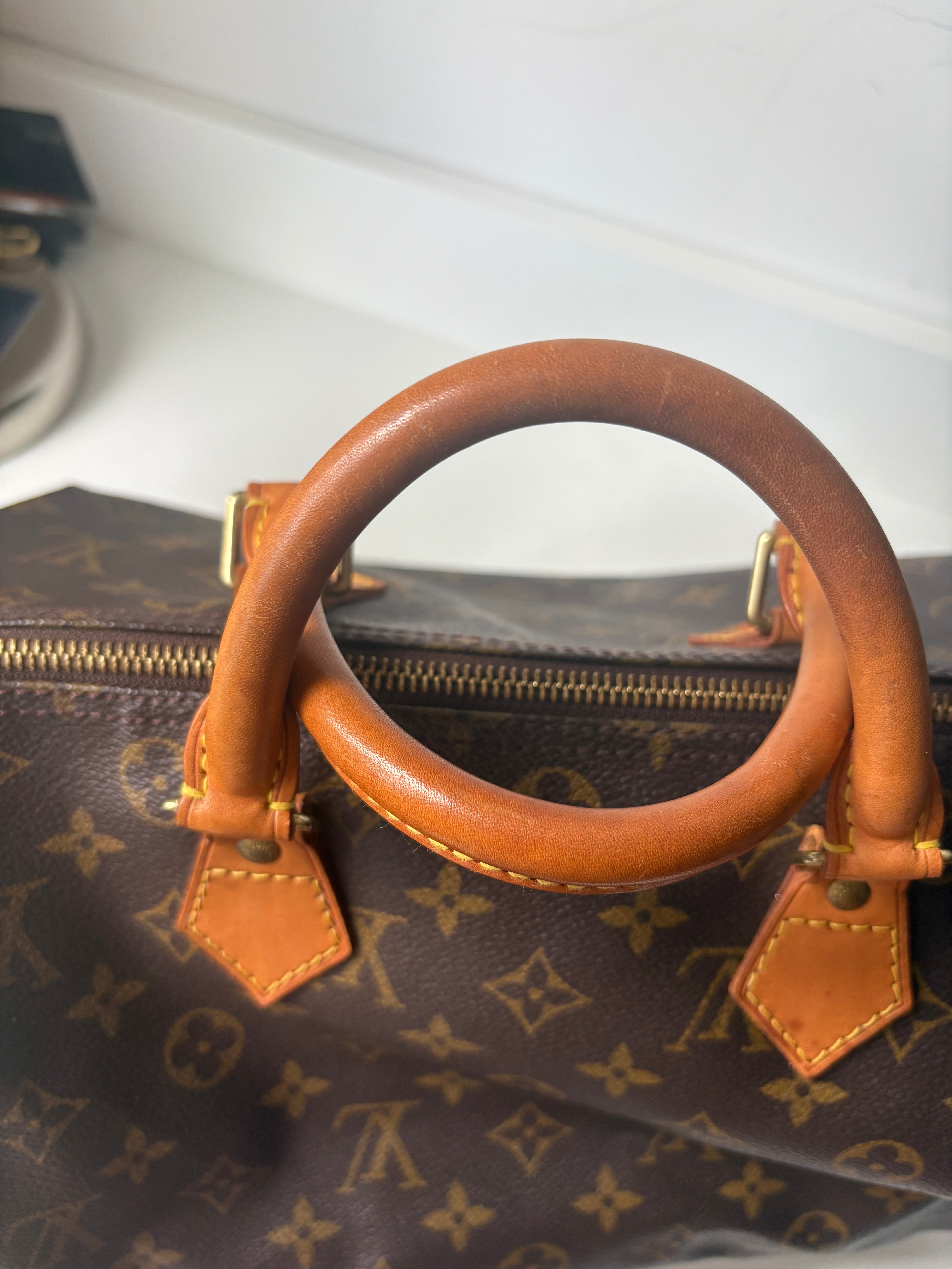 Louis Vuitton speedy 30 monogram