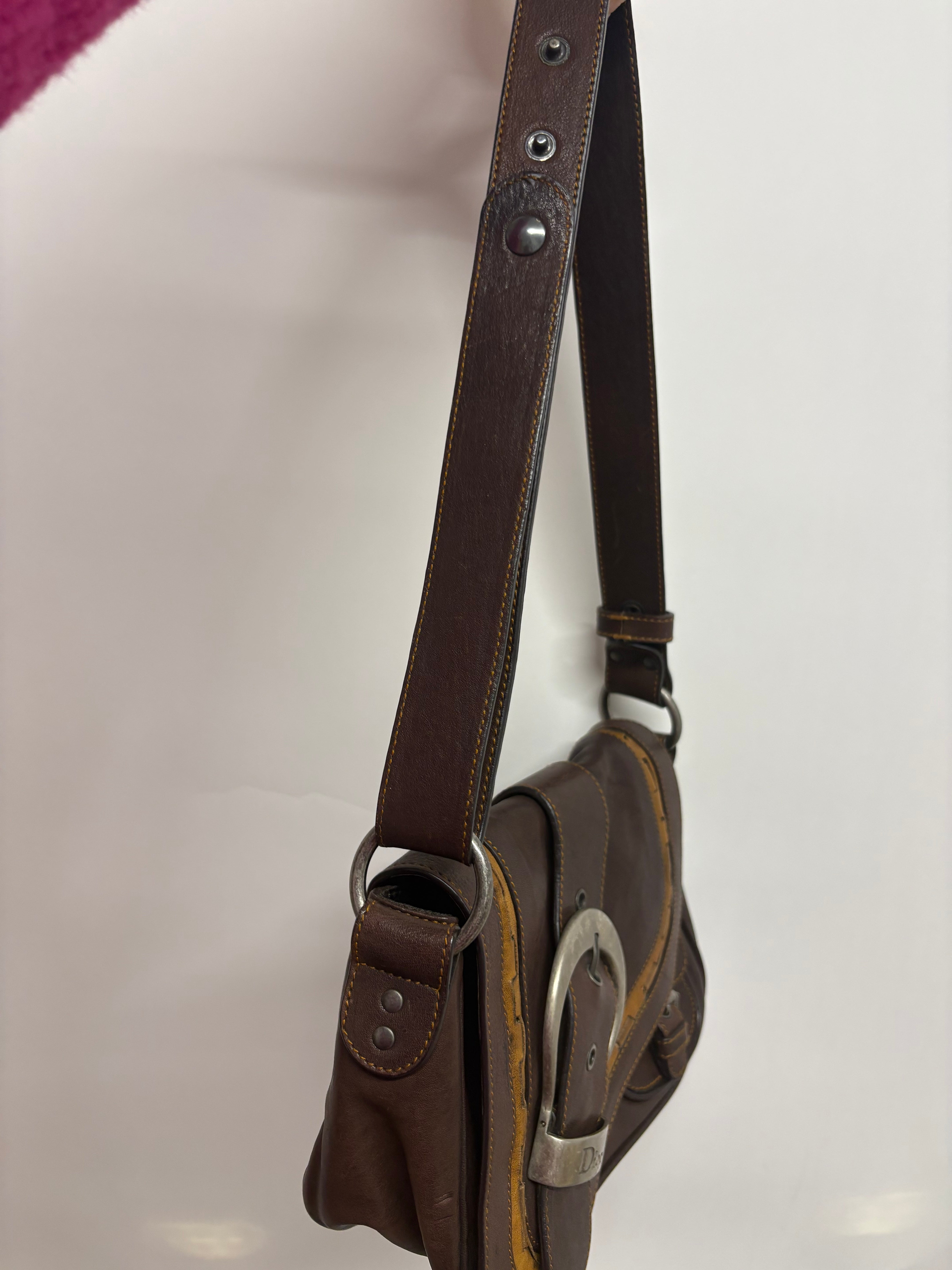 Christian Dior Gaucho Shoulder Bag Chocolate – Piel Marrón