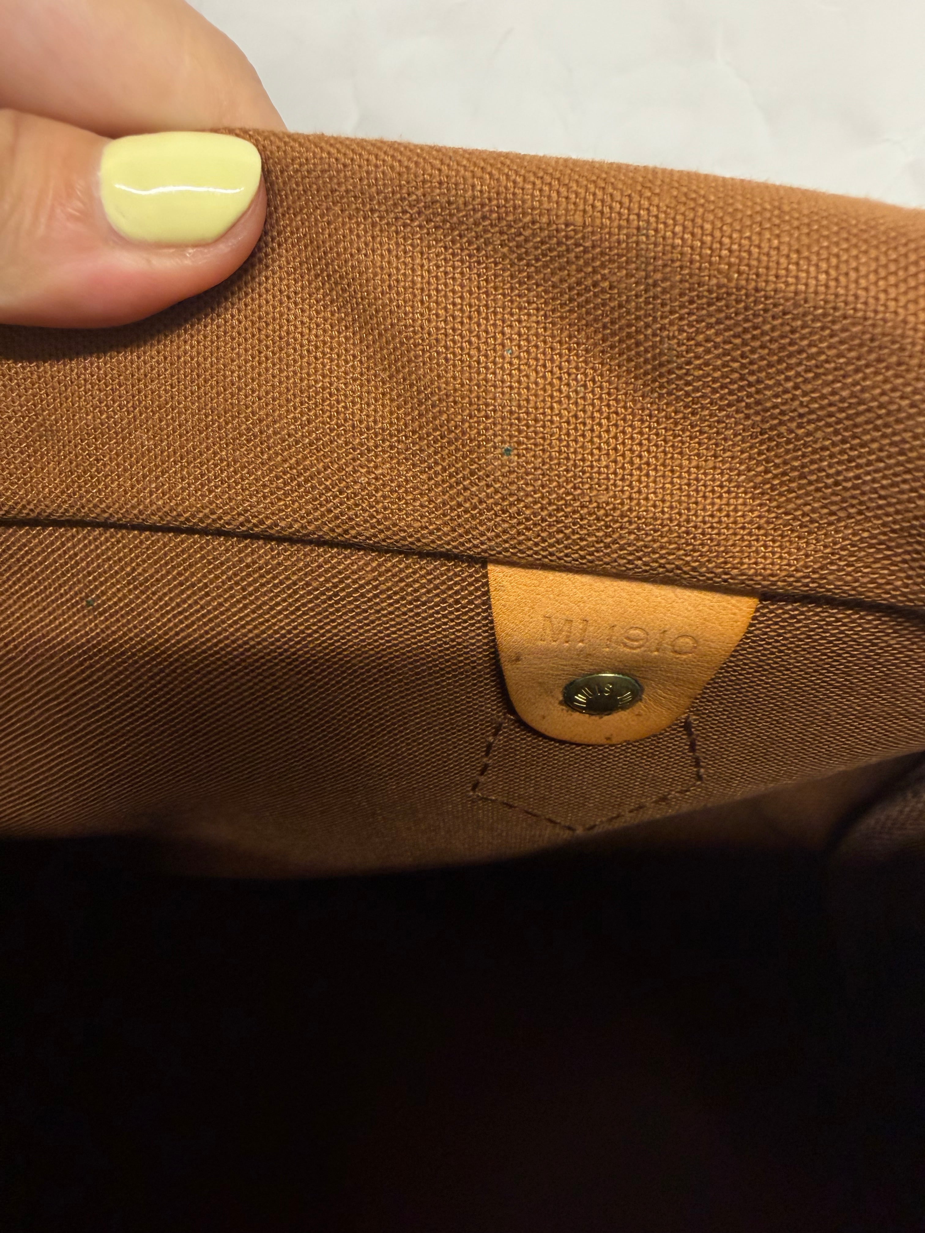 Louis Vuitton Speedy 25 Monogram MI1910