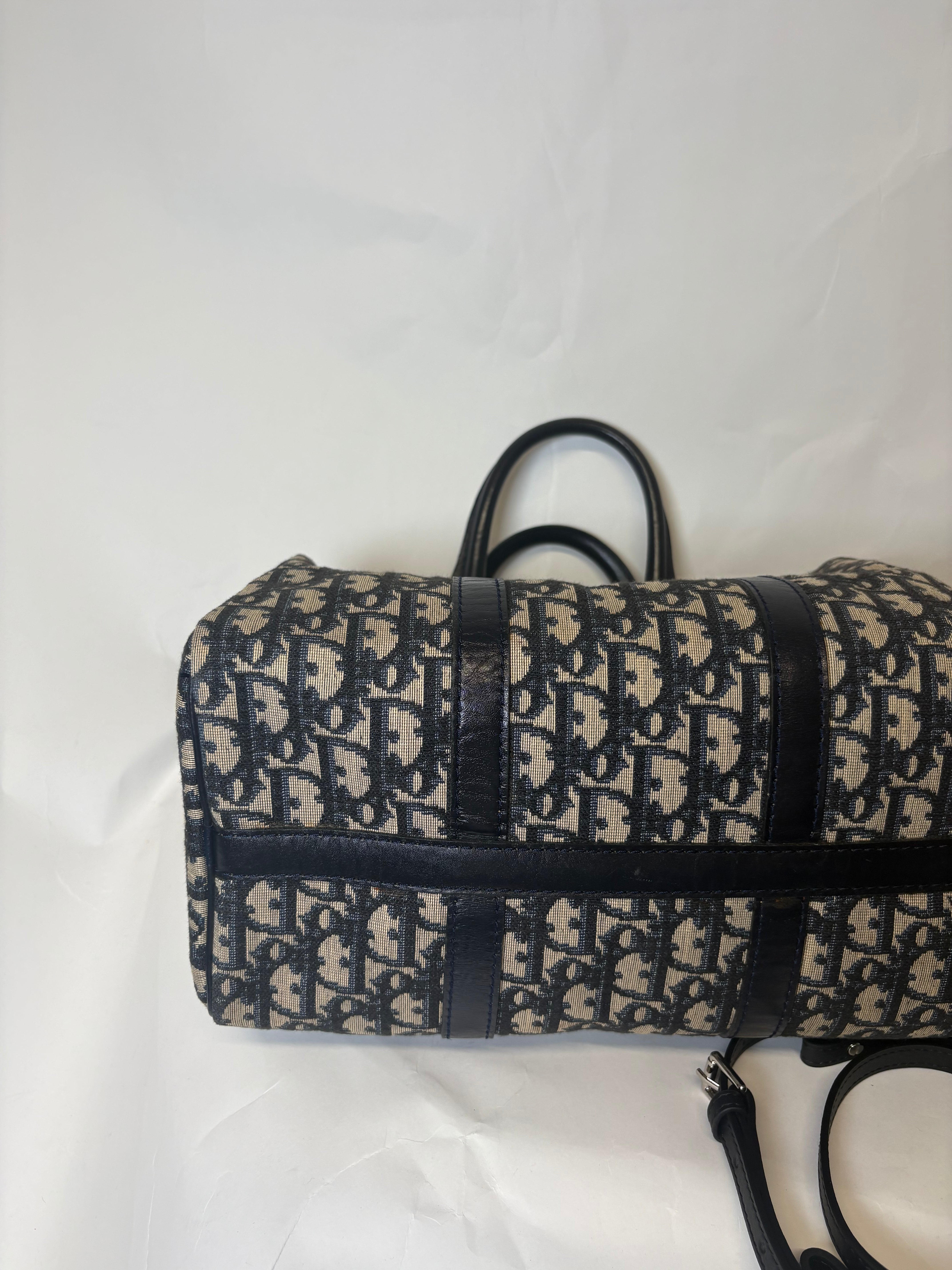 Christian Dior Boston Trotter 30 Azul marino – Con Bandolera