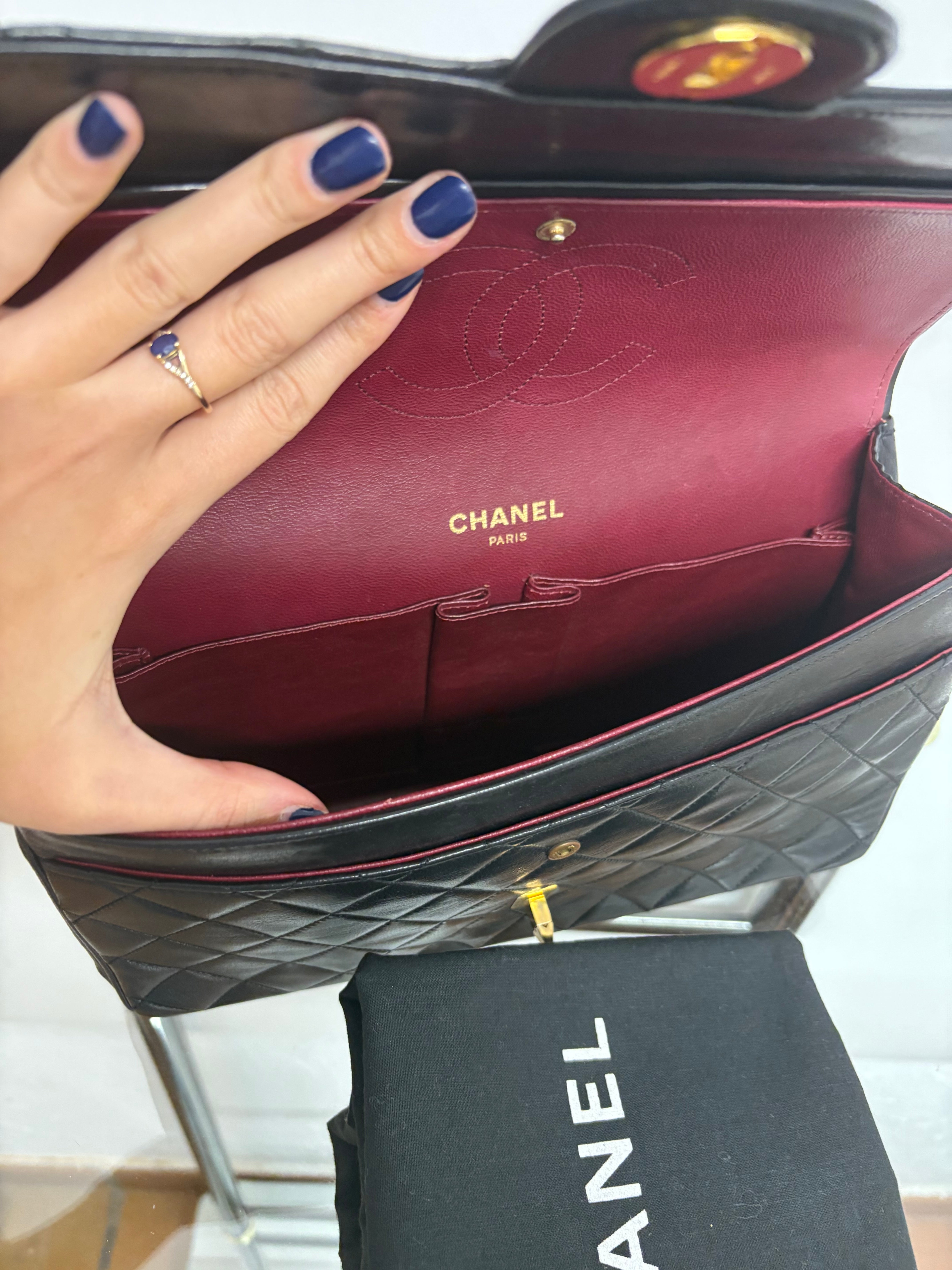 Chanel Timeless Double Flap piel de cordero negra – cadena dorada 2.55 - 24k