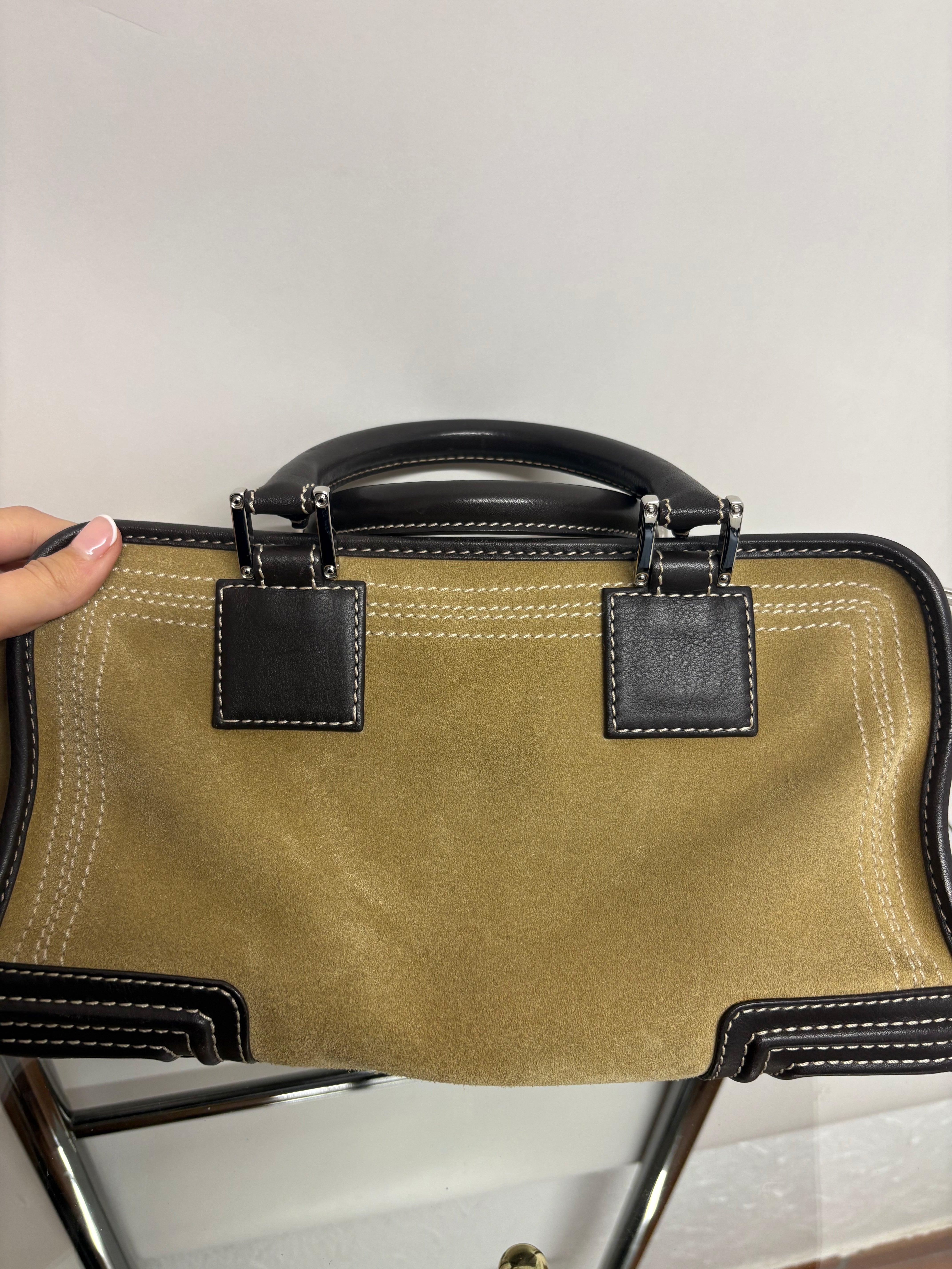 Loewe amazona 30 vintage ante beige y marrón