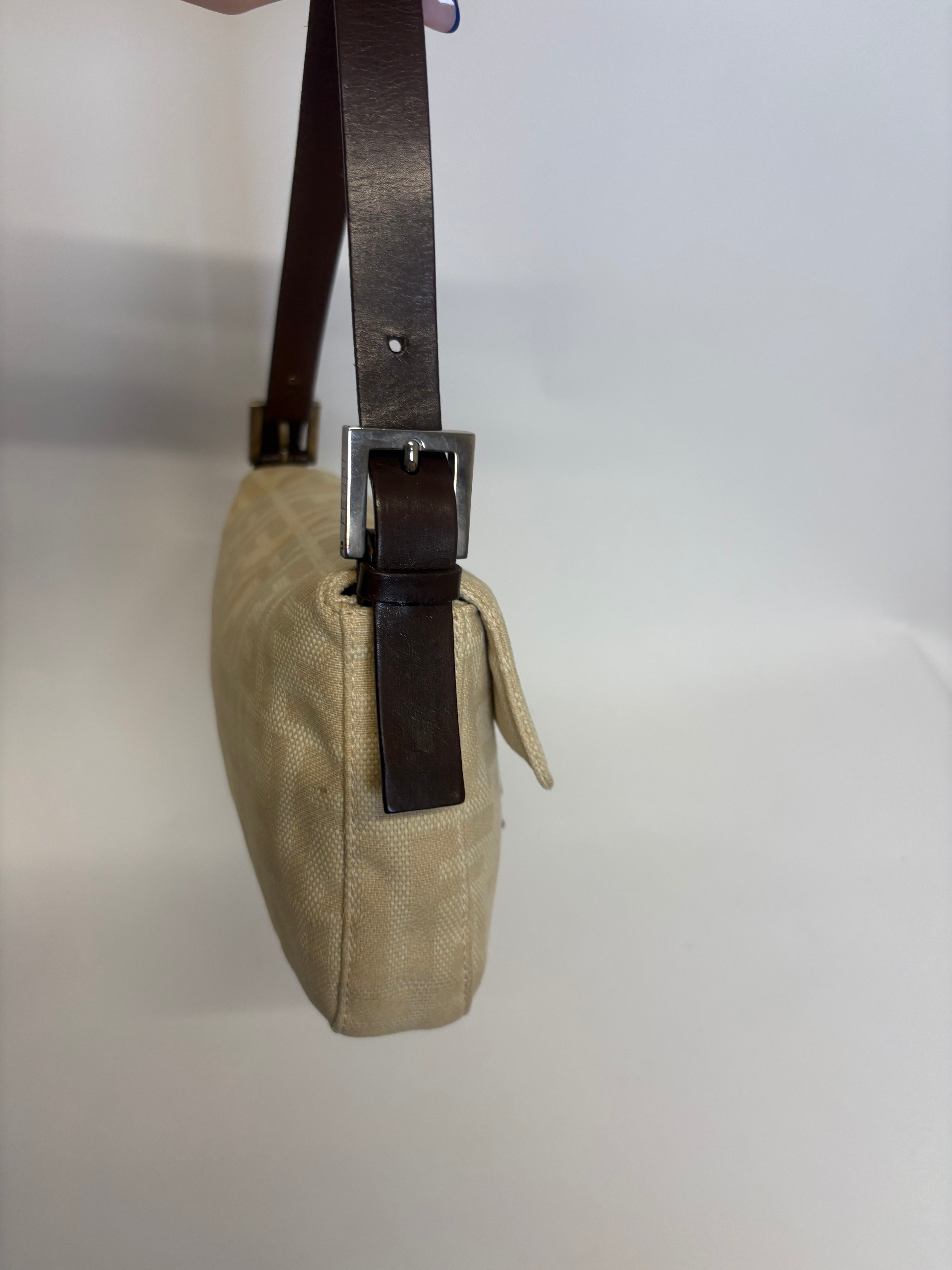 Fendi Baguette Zucca Canvas FF beige