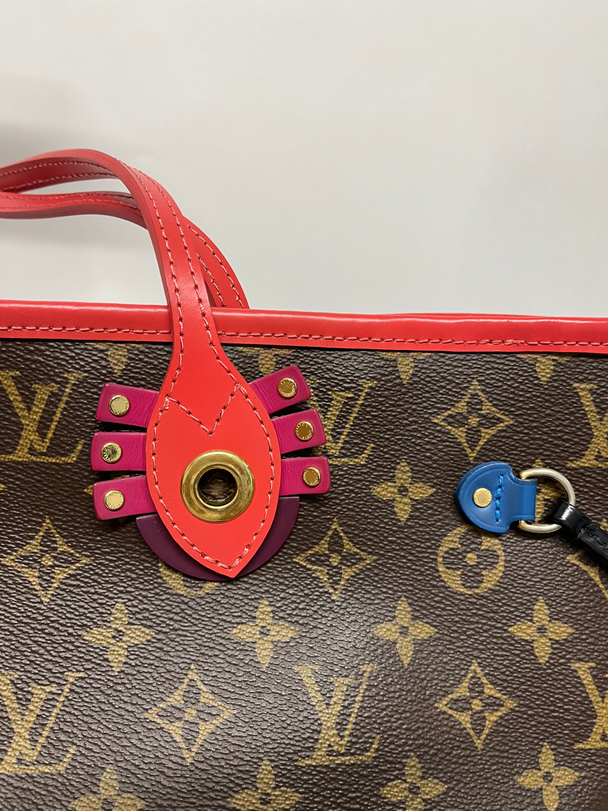Louis Vuitton Neverfull MM Totem Edición Limitada Monogram
