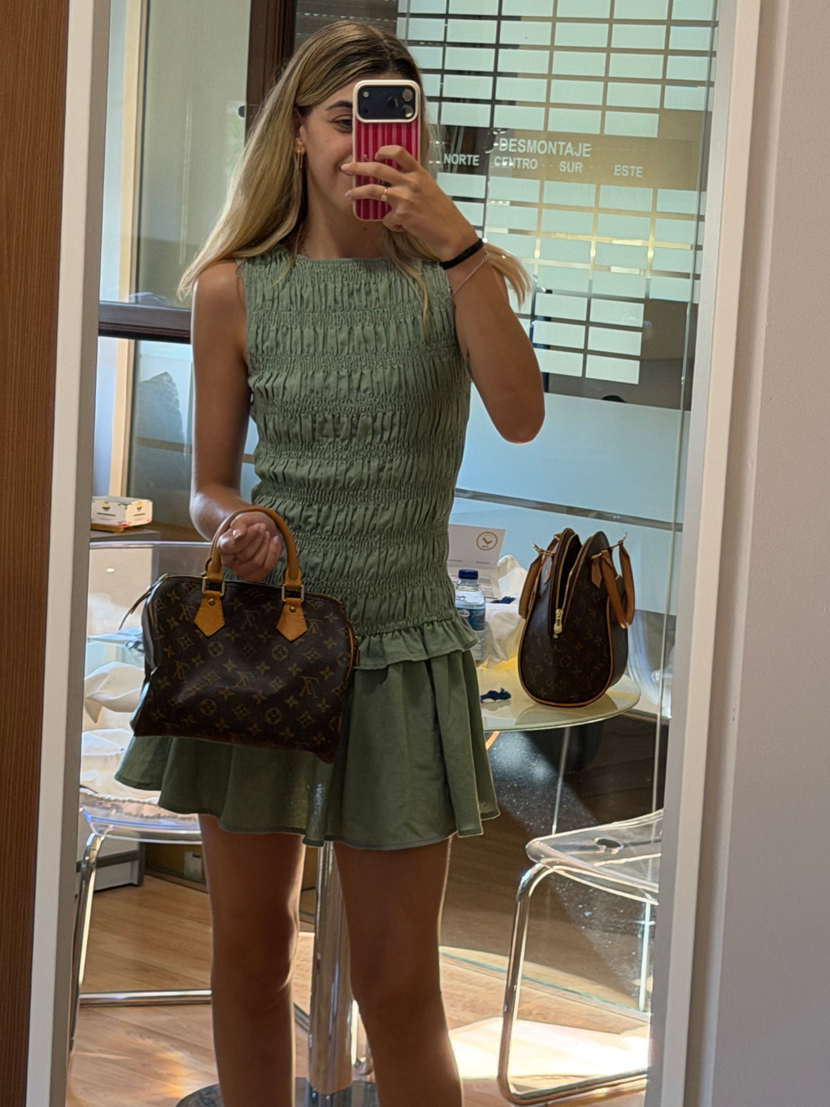 Louis Vuitton Speedy 25 Monogram TH0054