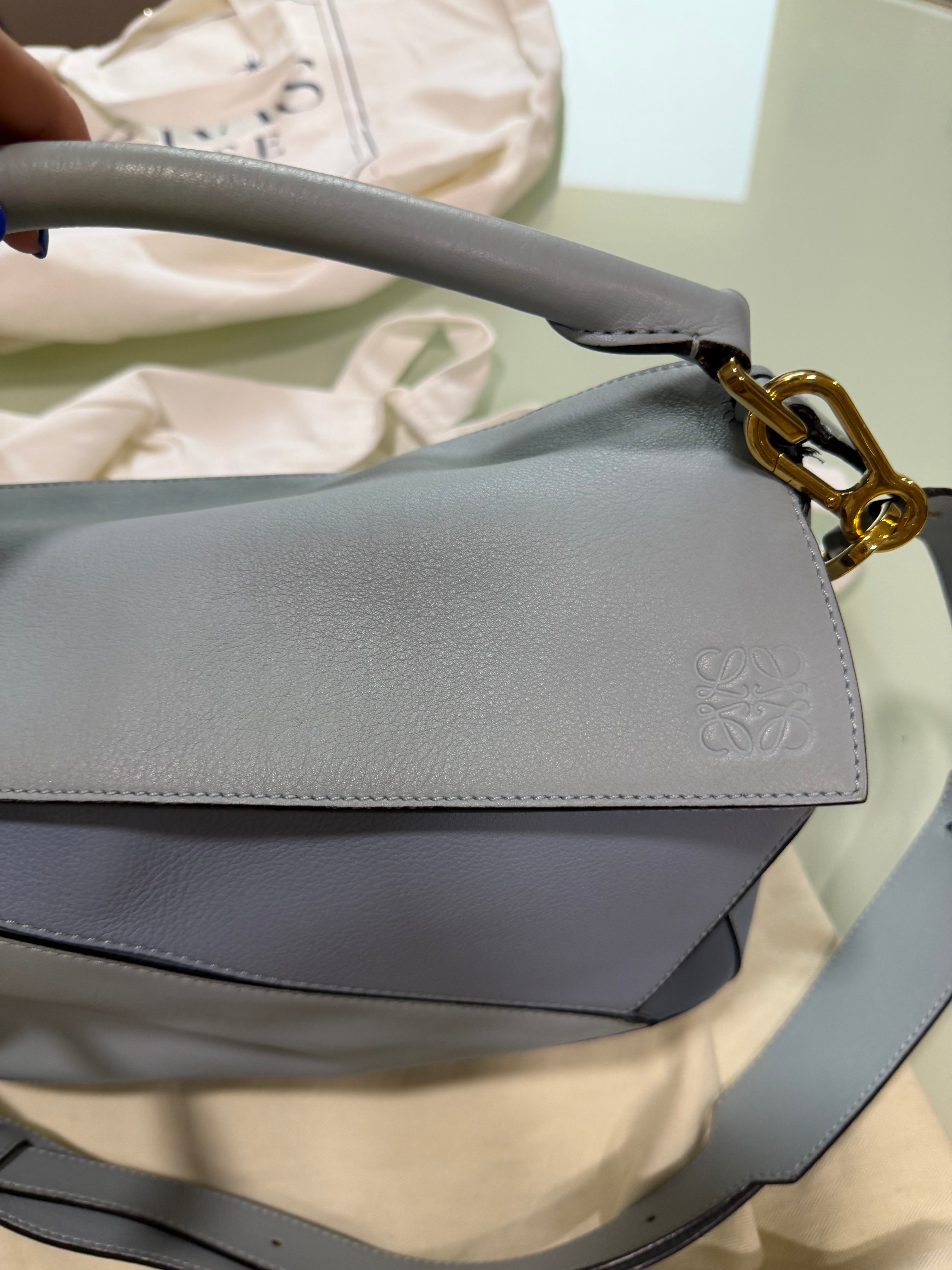 Loewe puzzle bag mediano tricolor sky baby blue