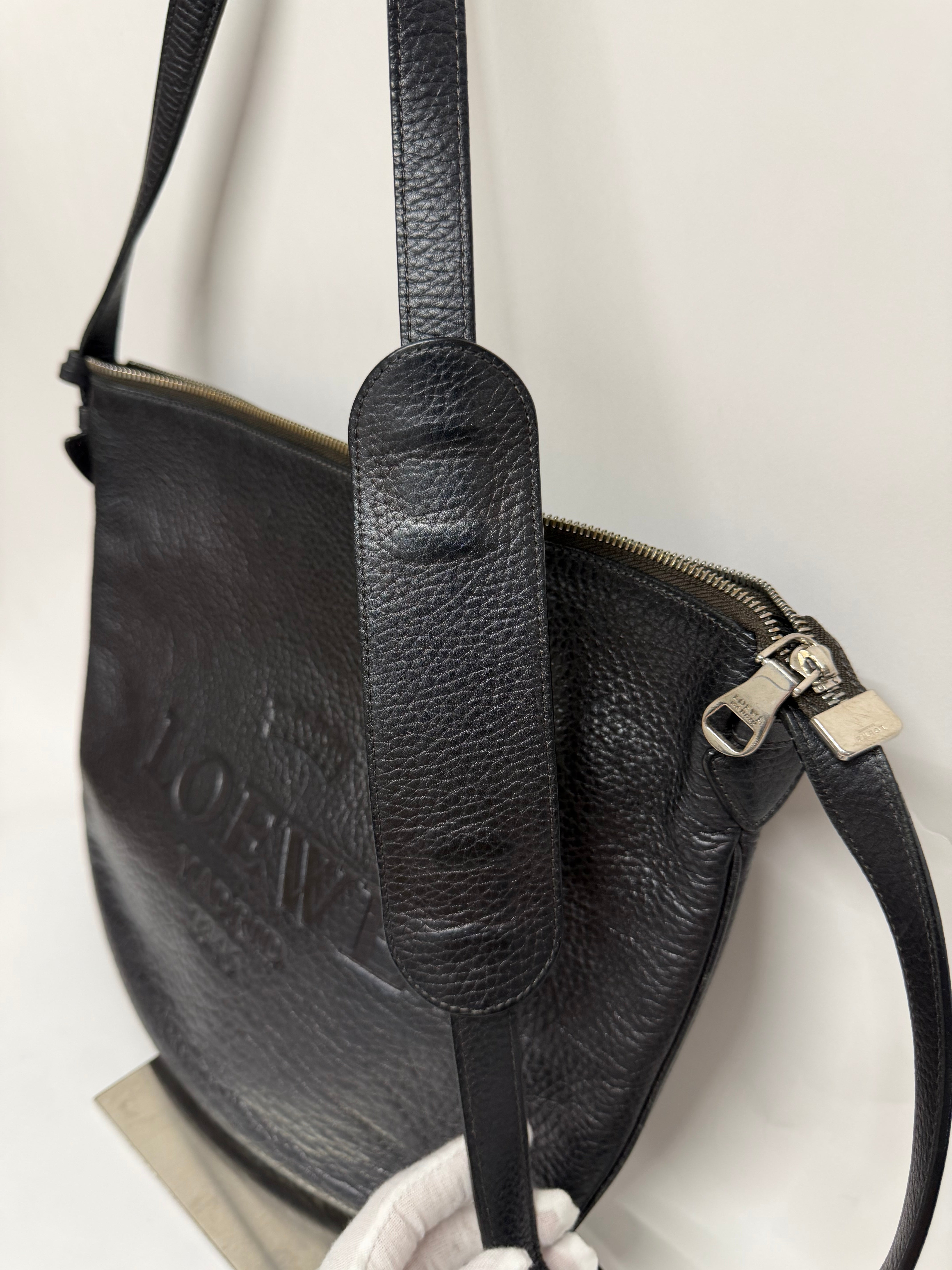 Loewe Heritage Bandolera Piel Granulada Negra