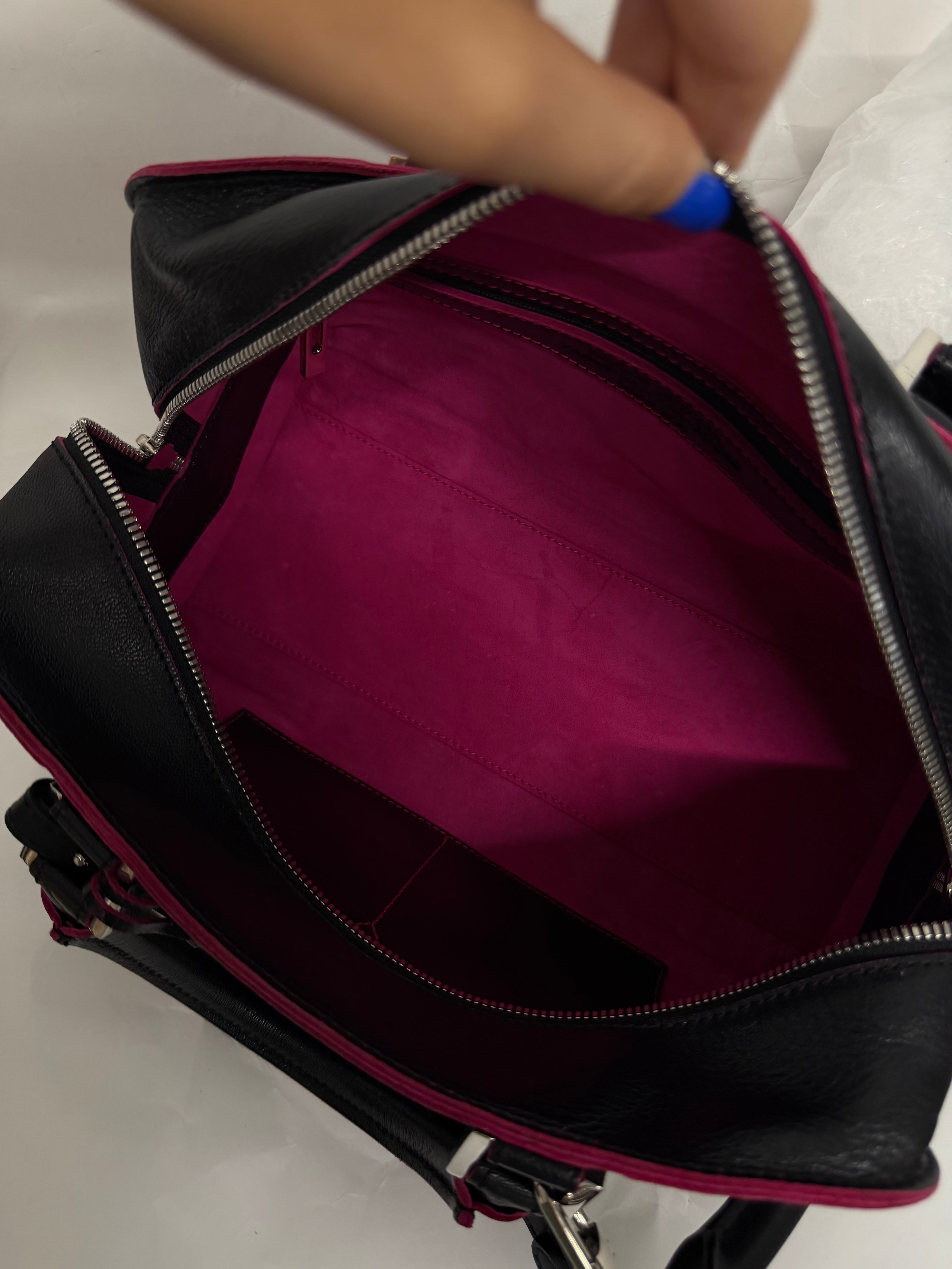 Loewe amazona negro y rosa 28 con 2 bandoleras