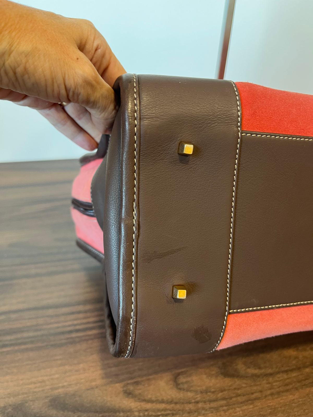Loewe Amazona 32 Ante coral y Piel Marrón