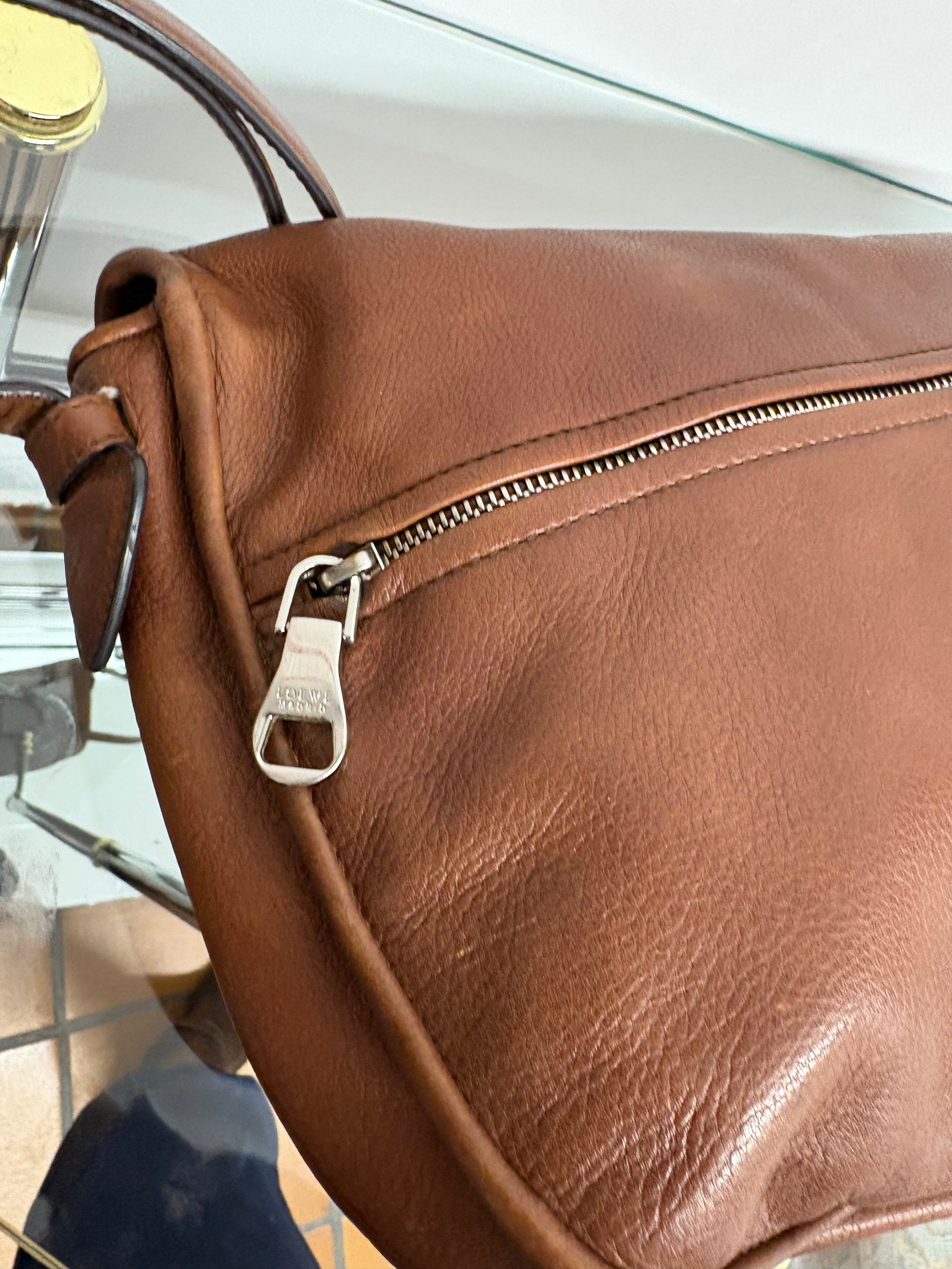 Loewe Heritage Bandolera Grande Piel Marrón · Vintage