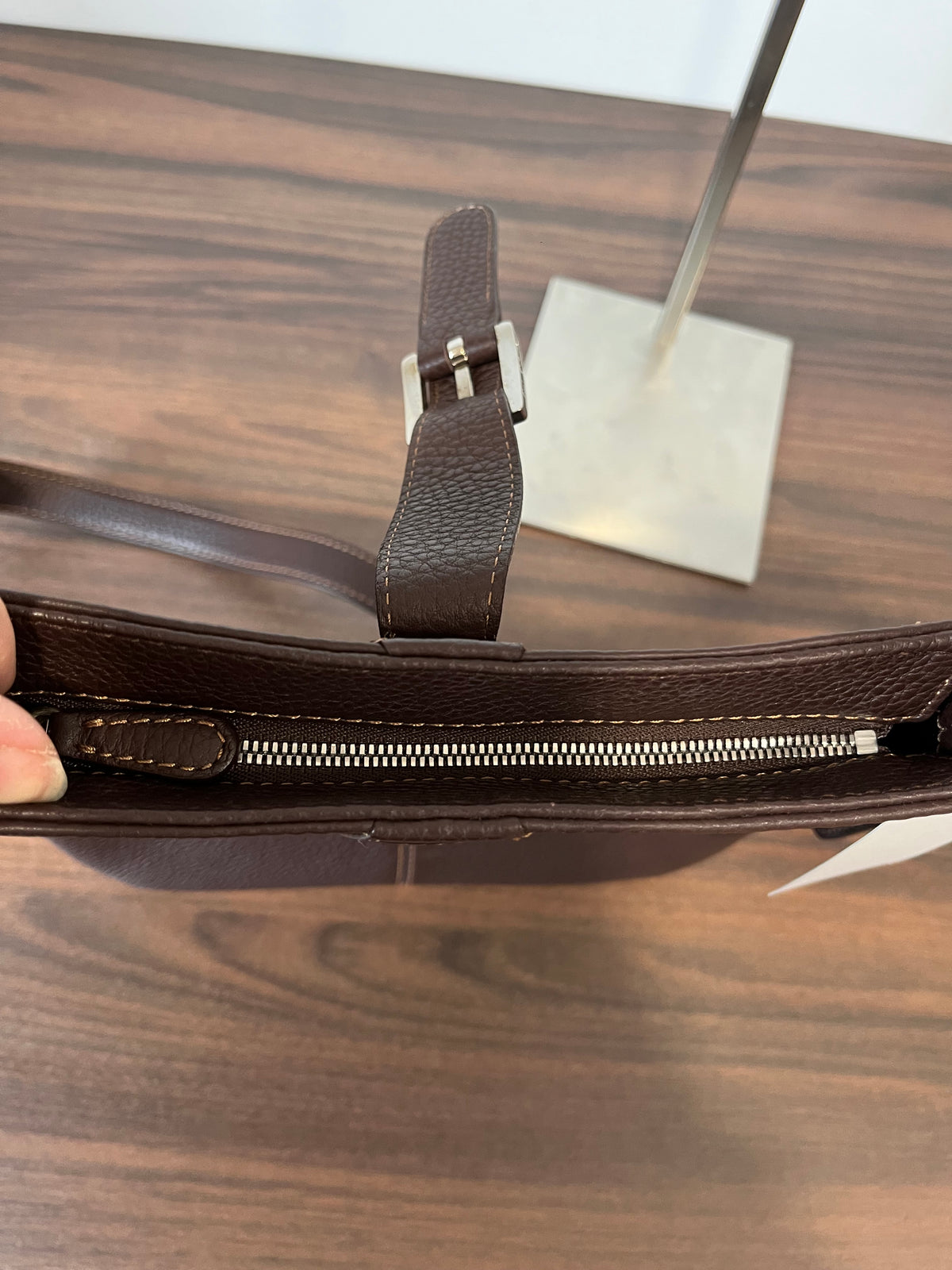 Loewe Senda Bandolera Piel Marrón Burdeos con Hebilla