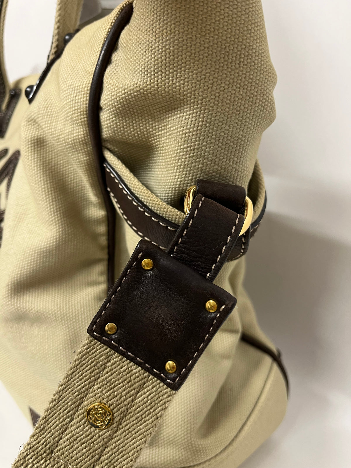 Loewe Tote Lona Crema con Anagrama en Piel Marrón y bandolera