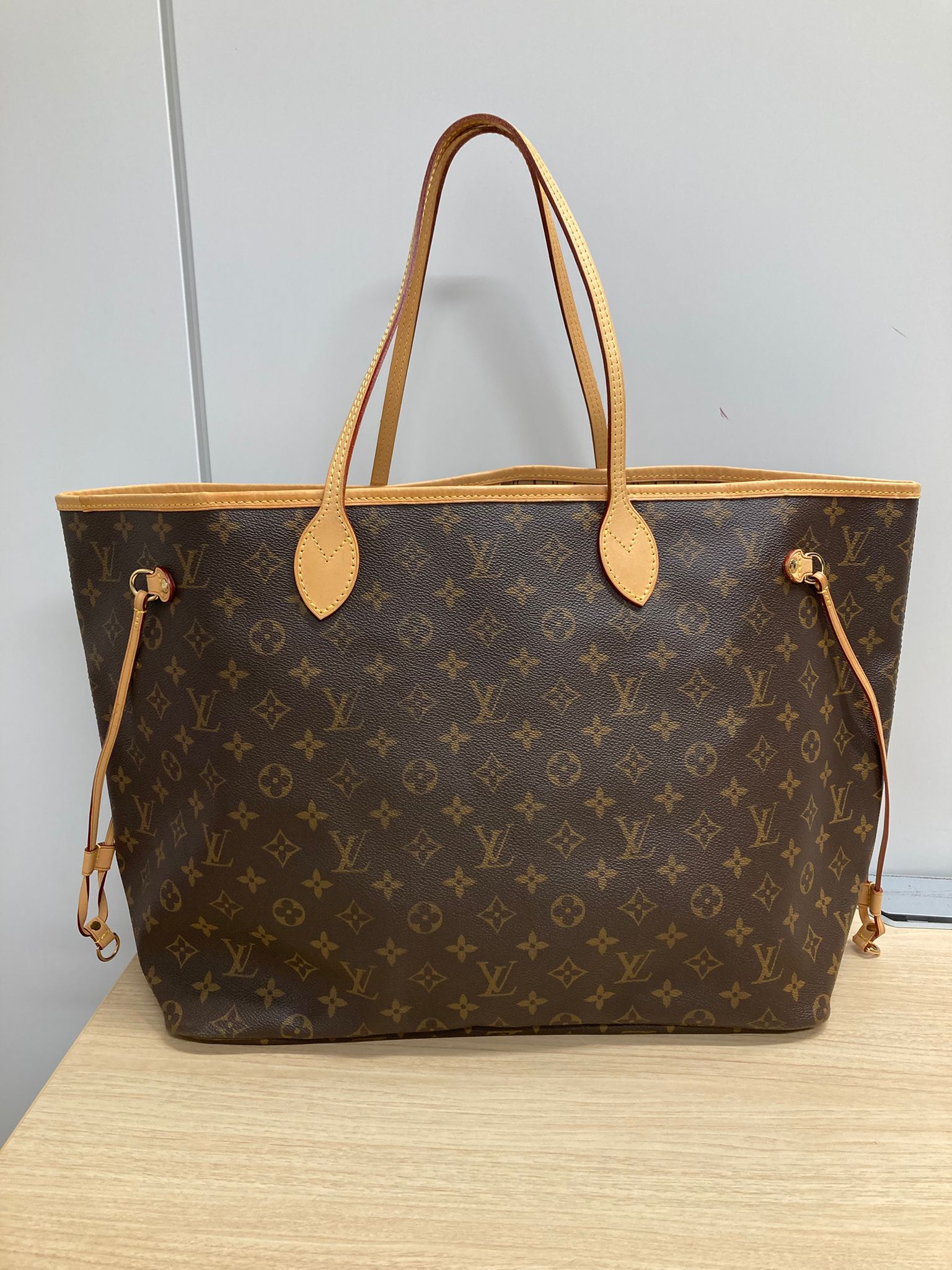 Luis Vuitton Neverfull monogram GM