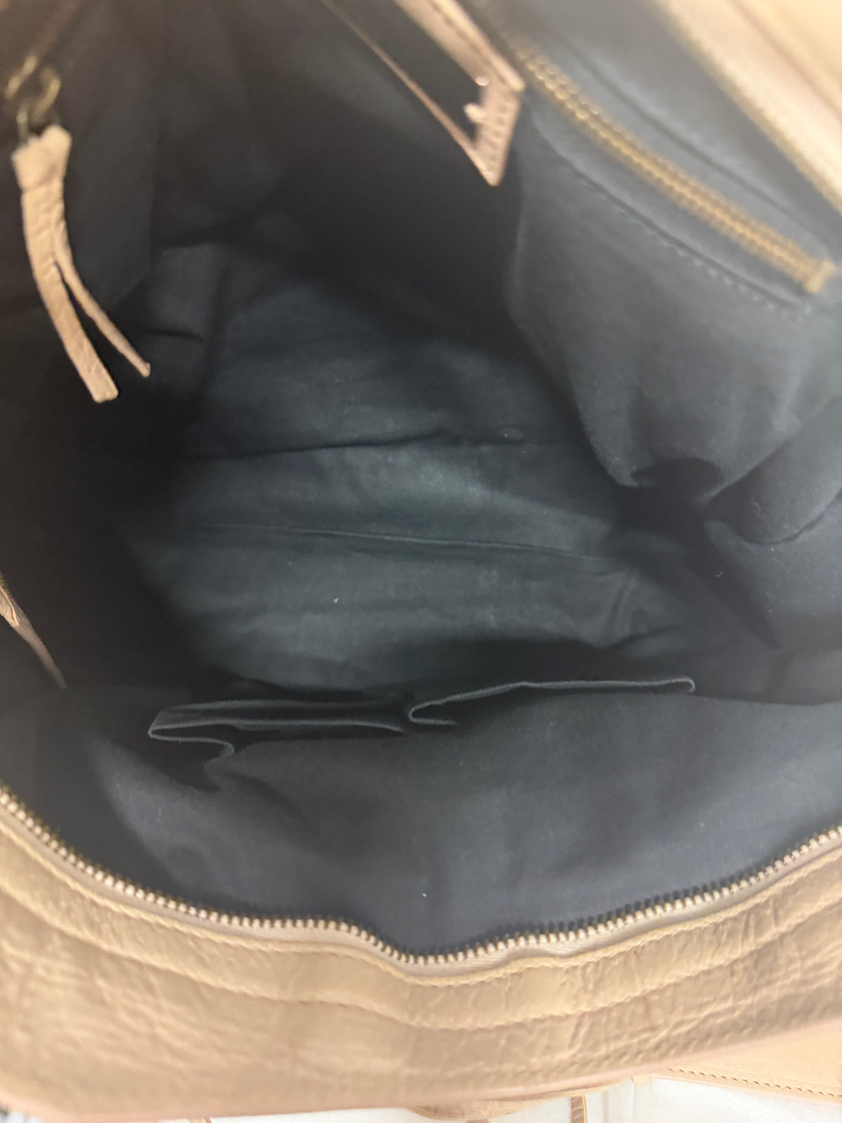 Balenciaga Classic City Piel de Cordero Rosa Palo Nude con Bandolera