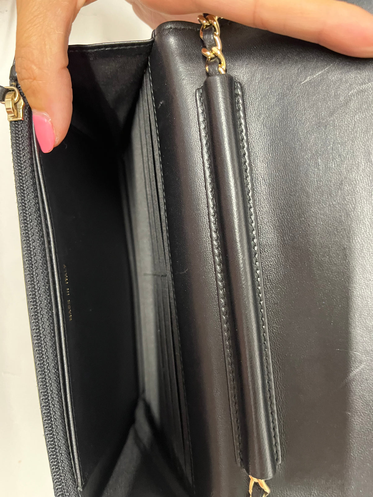 Chanel Wallet on Chain CC Stitched Piel de Becerro Negra