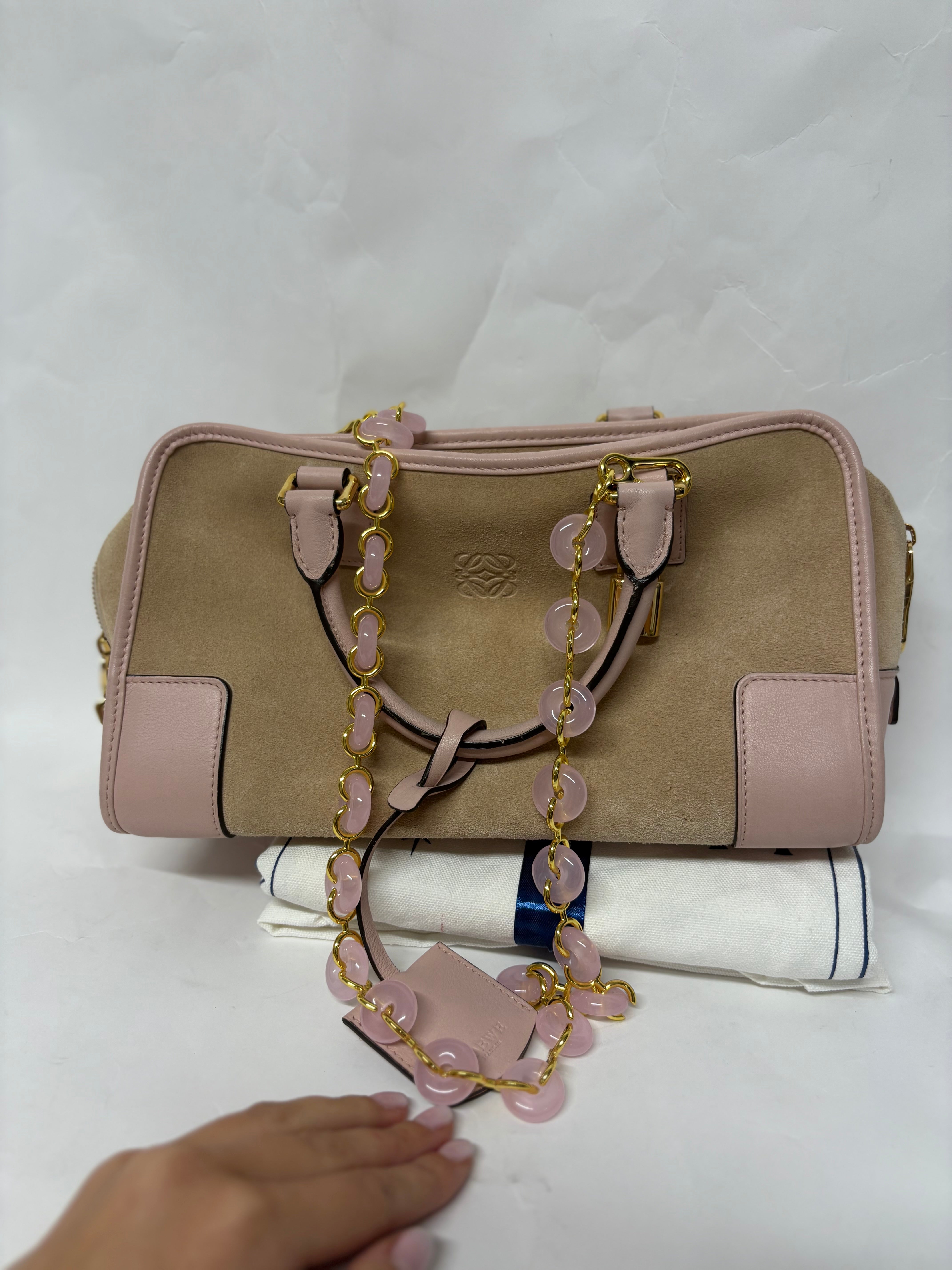 Loewe amazona 30 ante beige y rosa claro