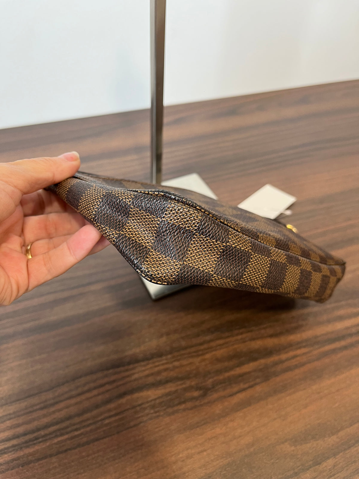 Louis Vuitton Pochette Accessoires Lona Damier Ébène