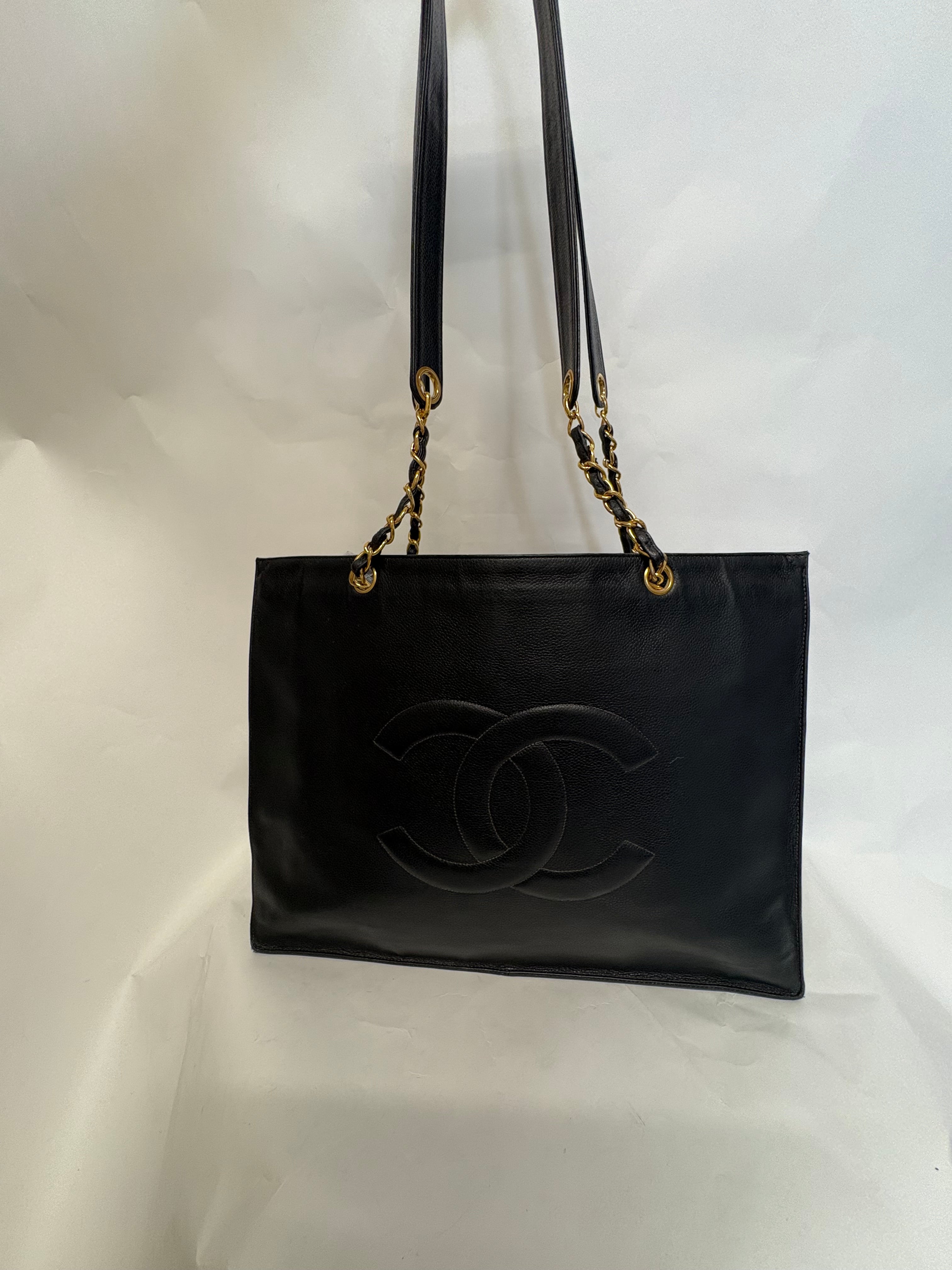 Chanel CC Caviar Tote Bag Negro Vintage