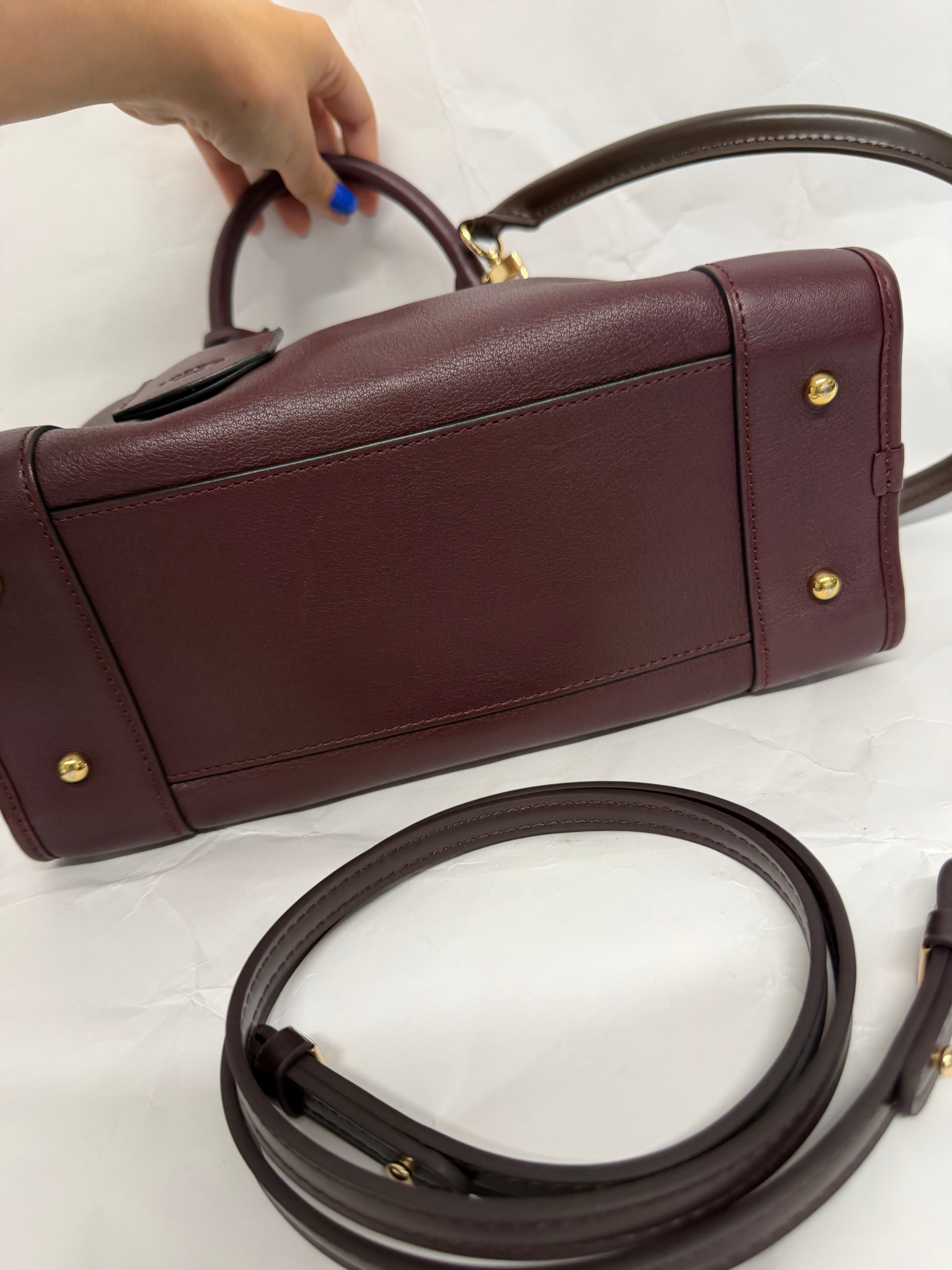 Loewe amazona burdeos oscuro 28 con 2 bandoleras