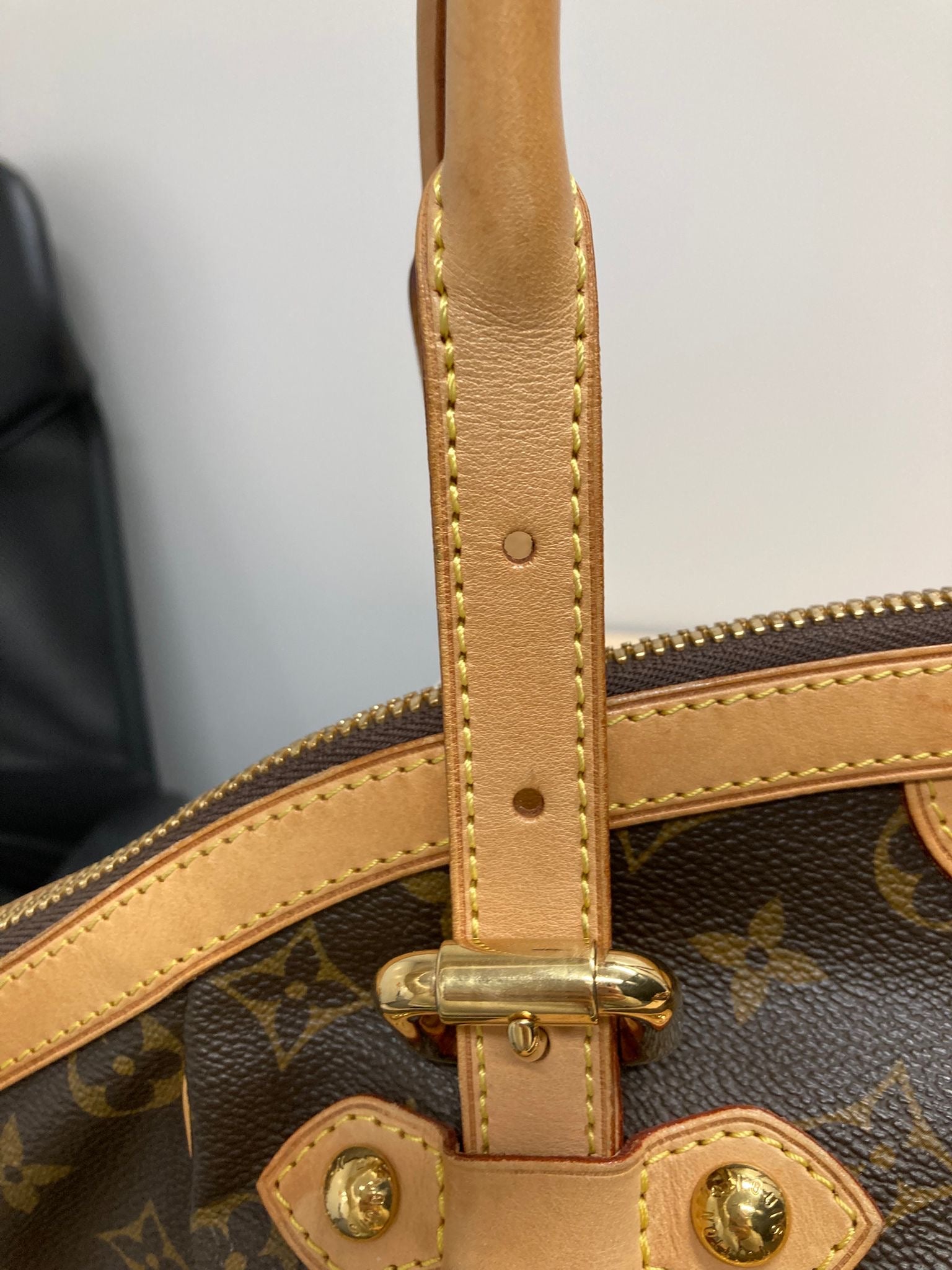 Louis Vuitton tivoli GM monogram