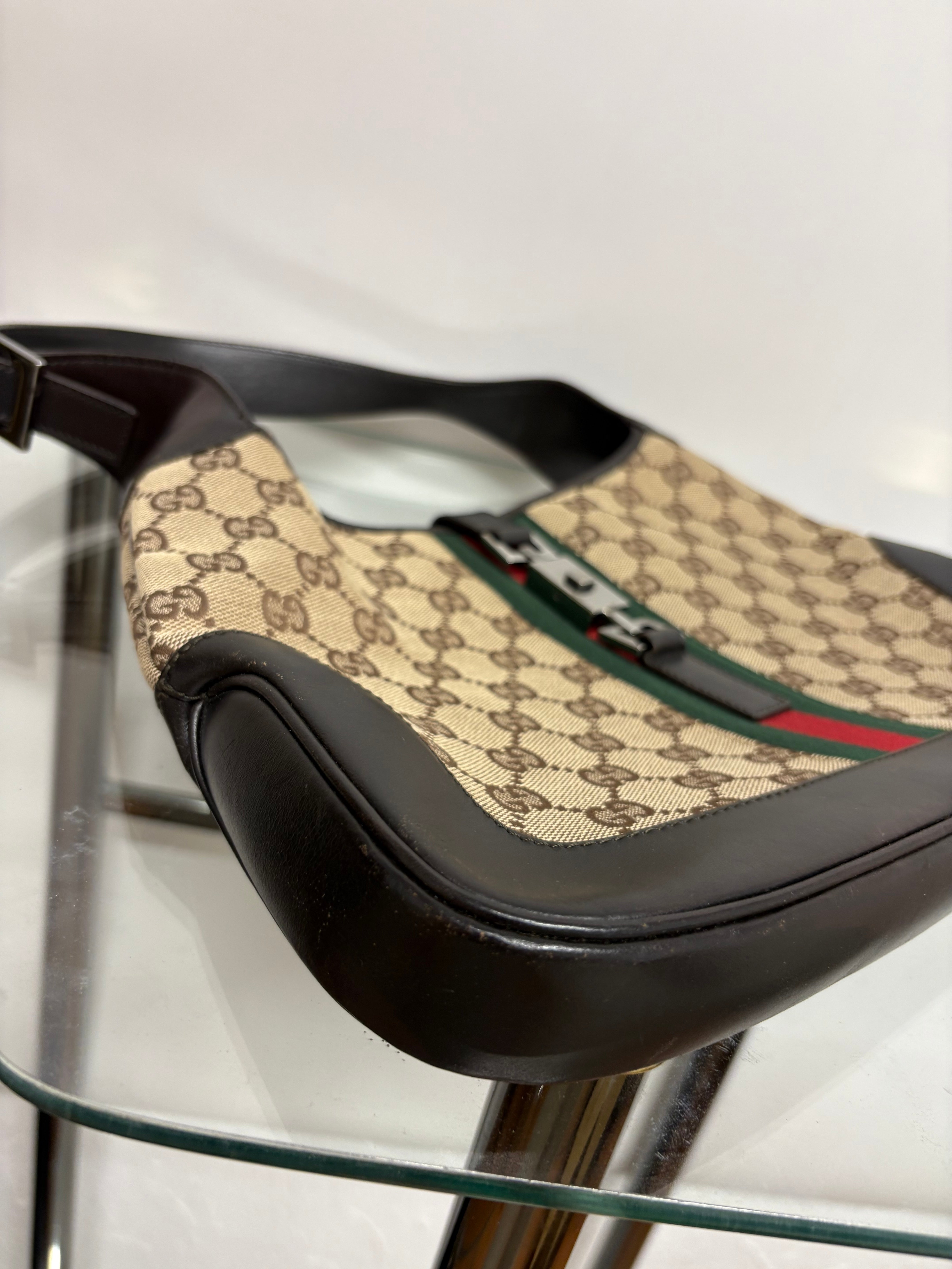 Gucci Jackie Vintage Clásico – GG Canvas & Piel Marrón Oscuro