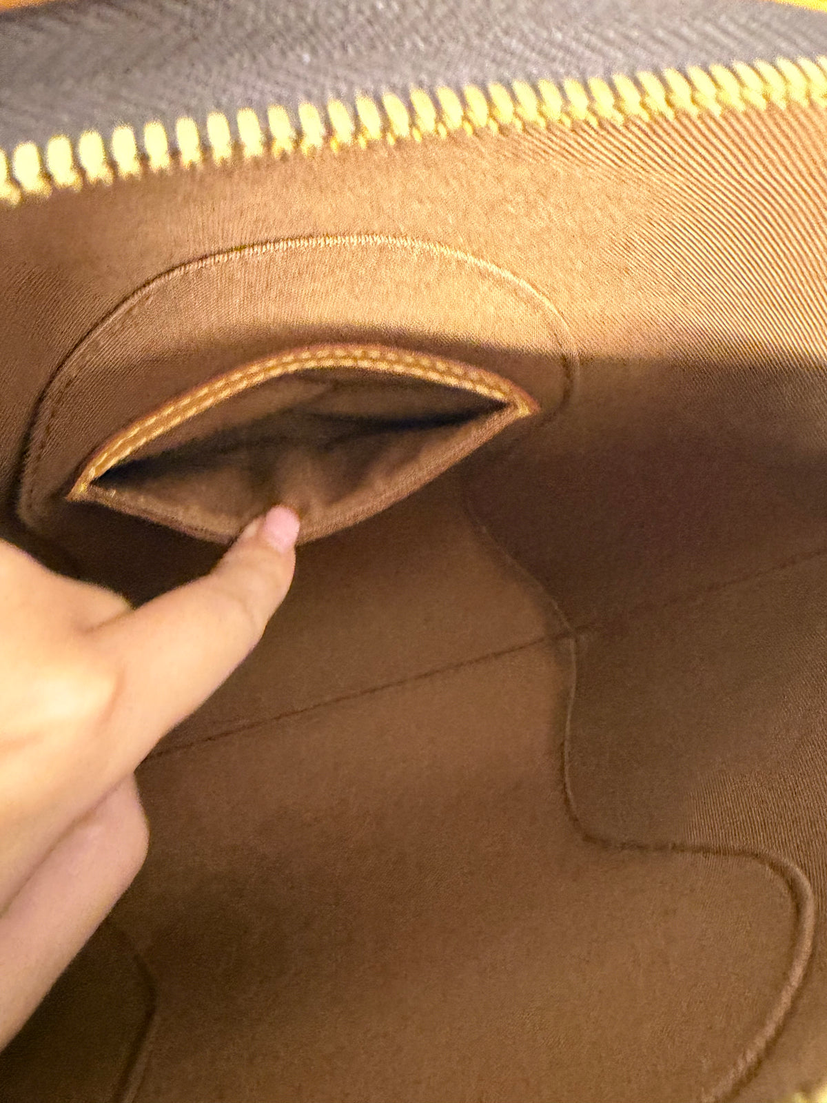 Louis Vuitton Ellipse PM Lona Monogram