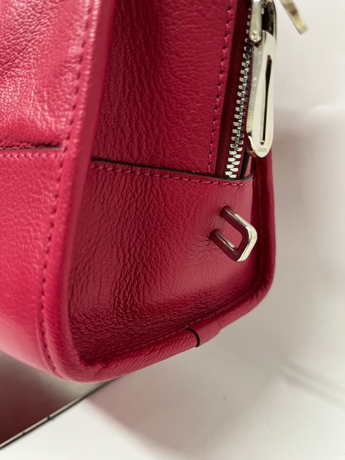 Loewe Amazona 28 Piel Roja con Candado