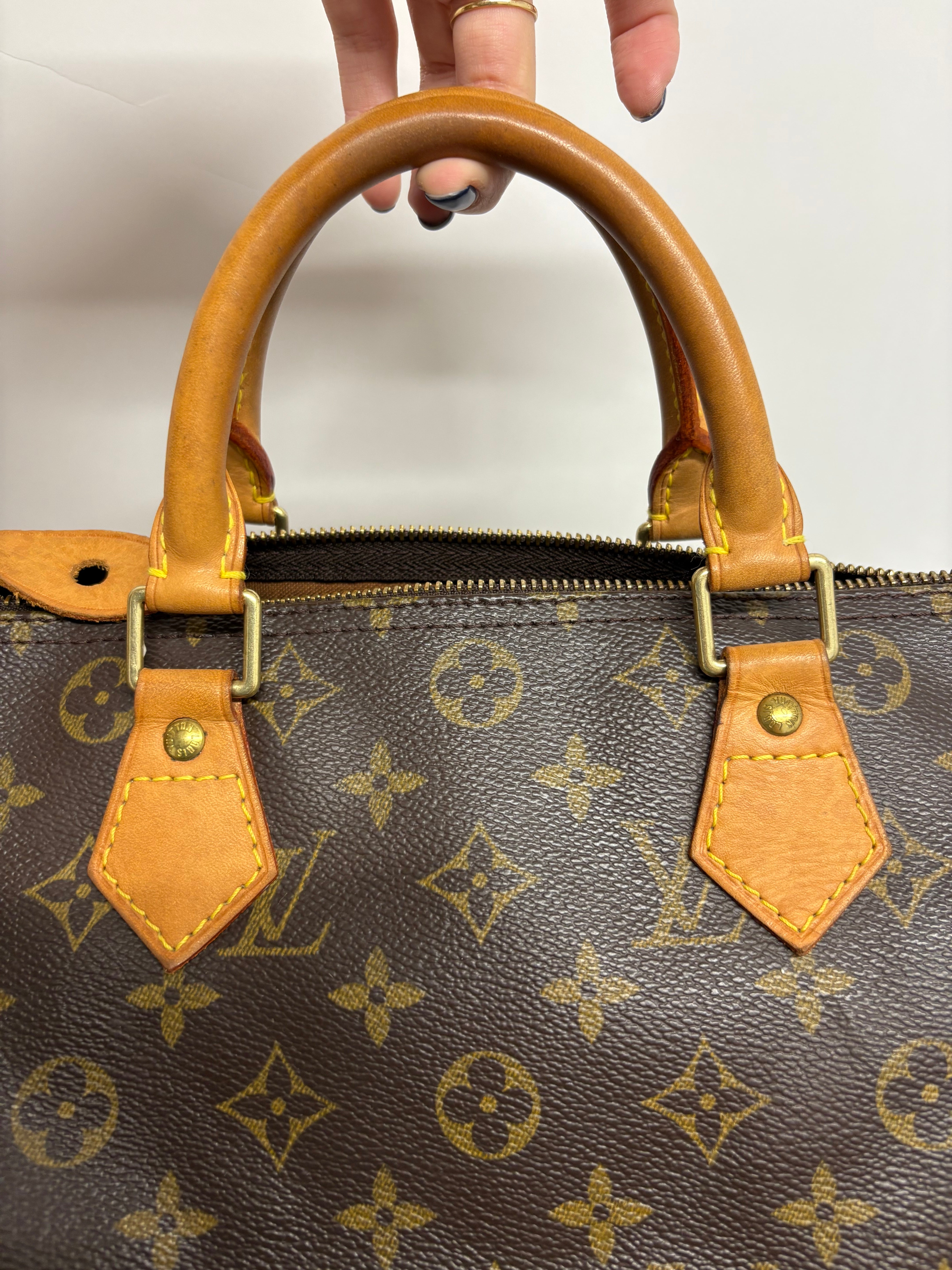 Louis Vuitton speedy 30 monogram