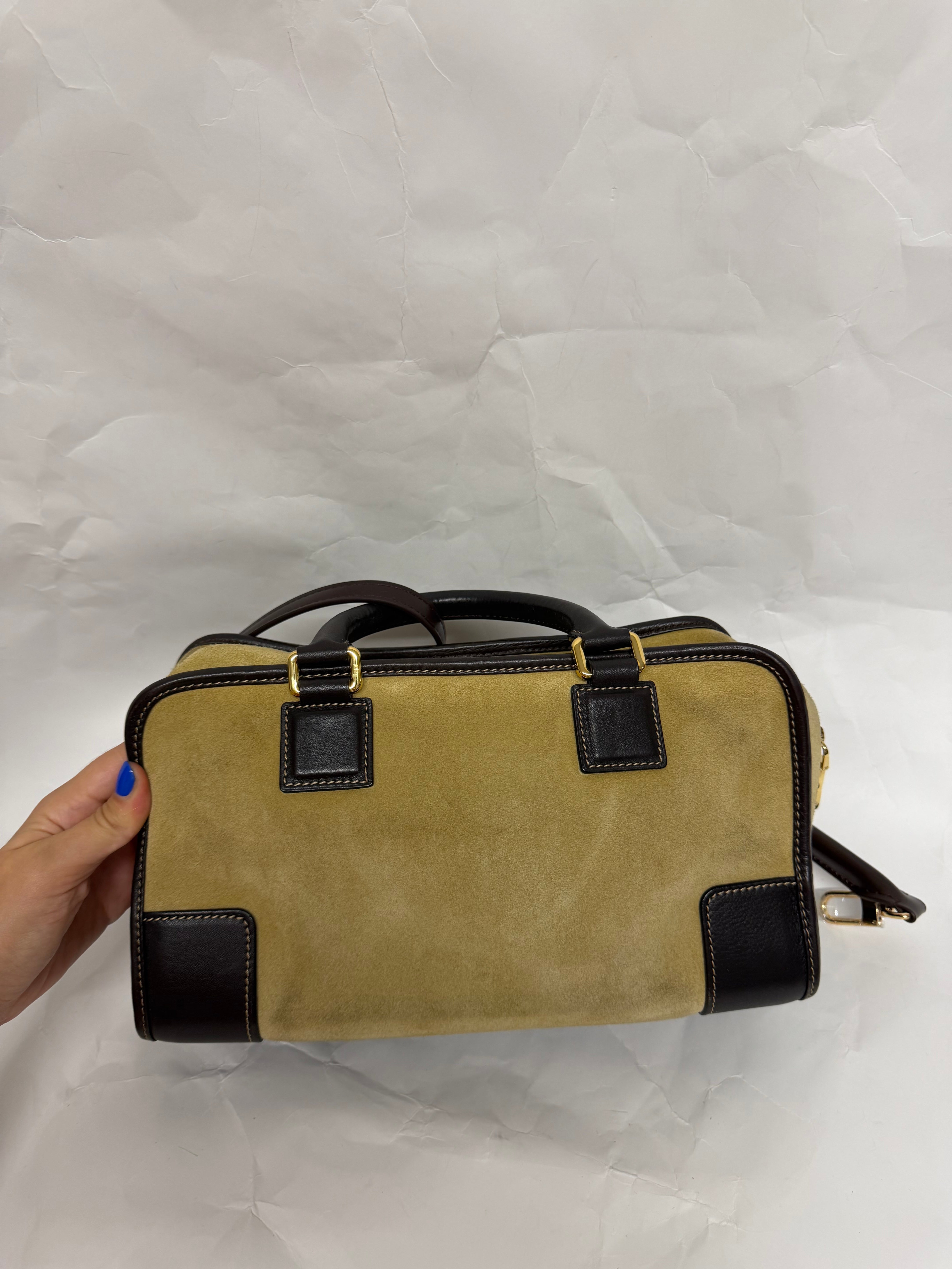 Loewe Amazona 30 ante oro marrón